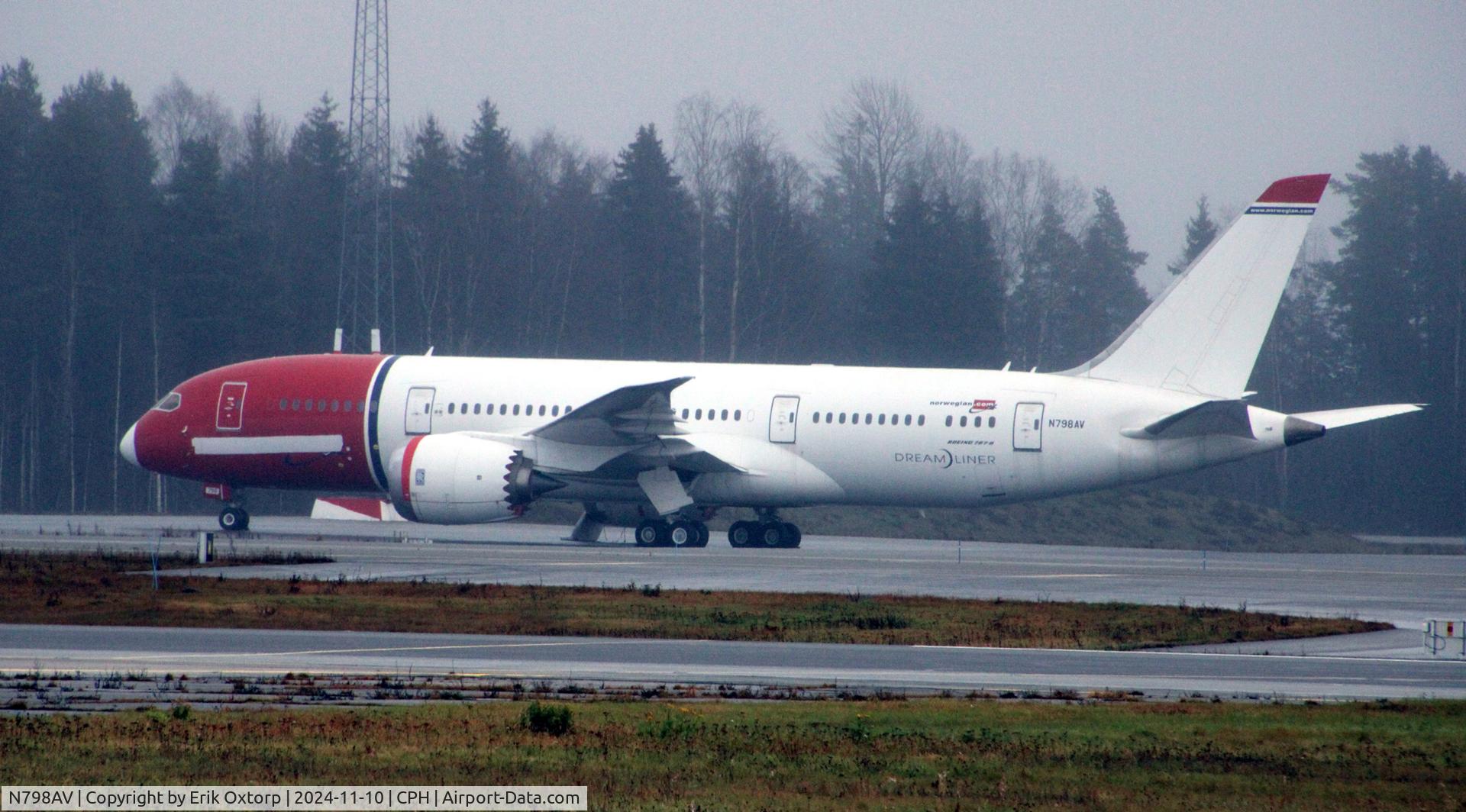 N798AV, 2013 Boeing 787-8 Dreamliner C/N 34795, N798AV in OSL