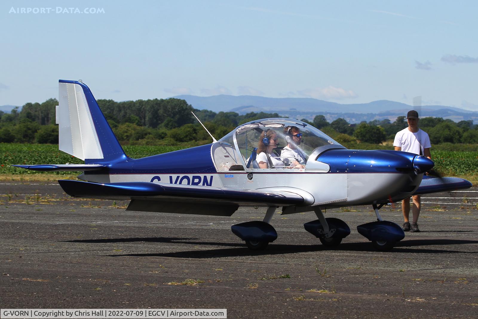G-VORN, 2004 Aerotechnik EV-97 Eurostar C/N PFA 315-14299, Sleapkosh 2022