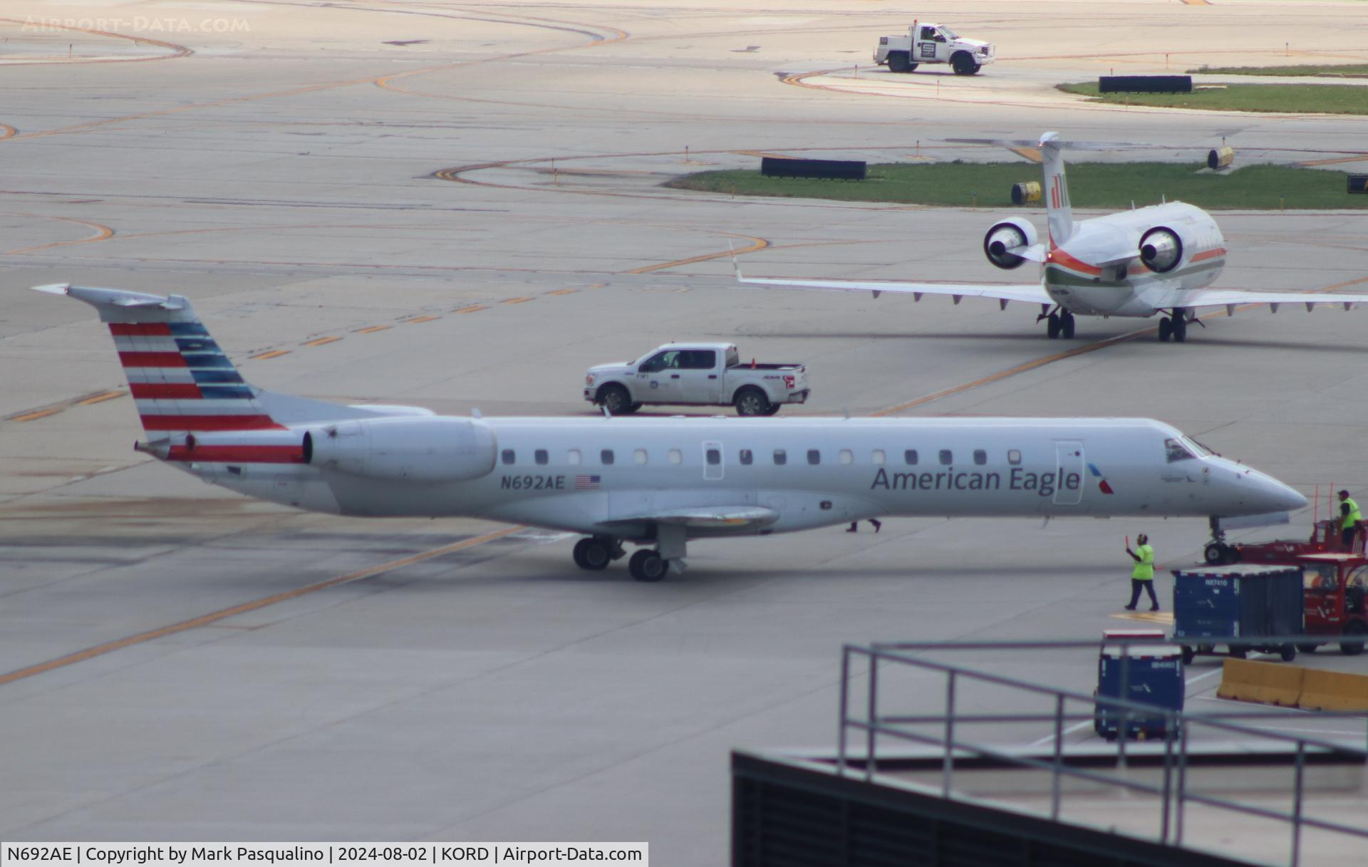 N692AE, 2004 Embraer ERJ-145LR (EMB-145LR) C/N 14500866, EMB-145LR
