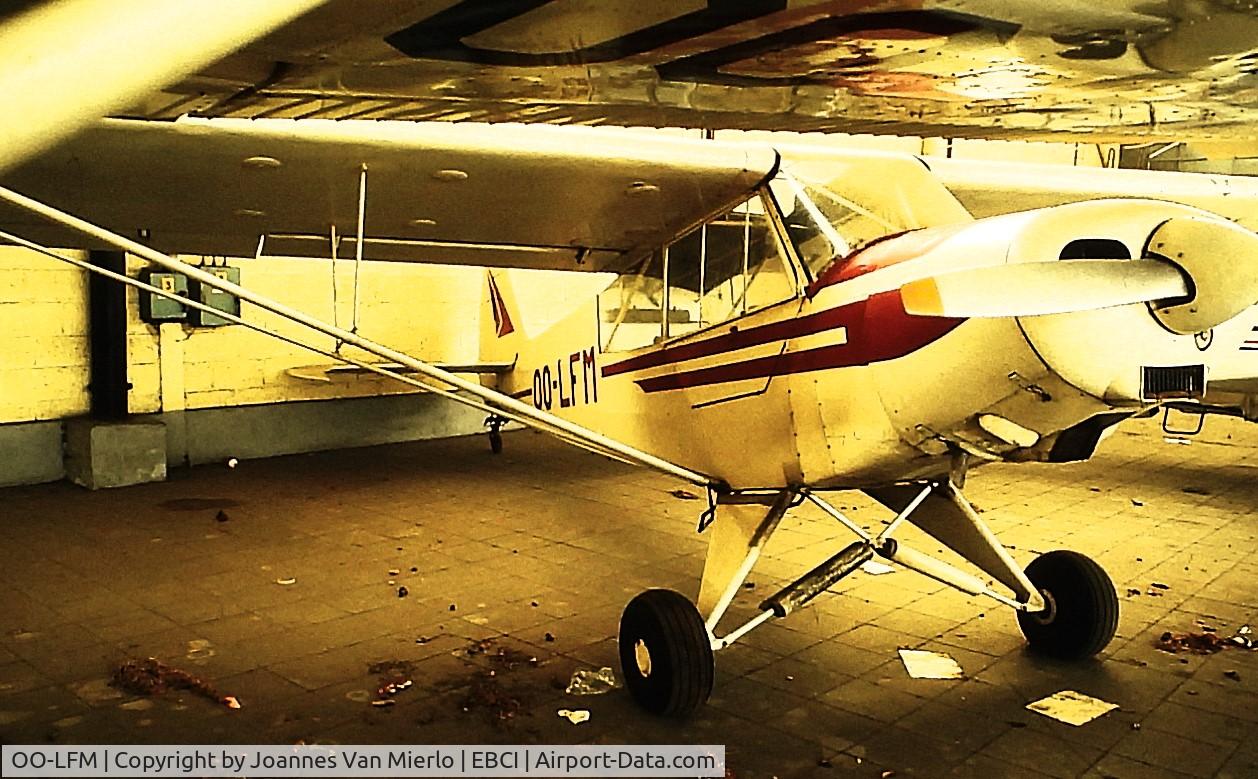 OO-LFM, Piper L-21B Super Cub C/N 18-2543, ex-slide