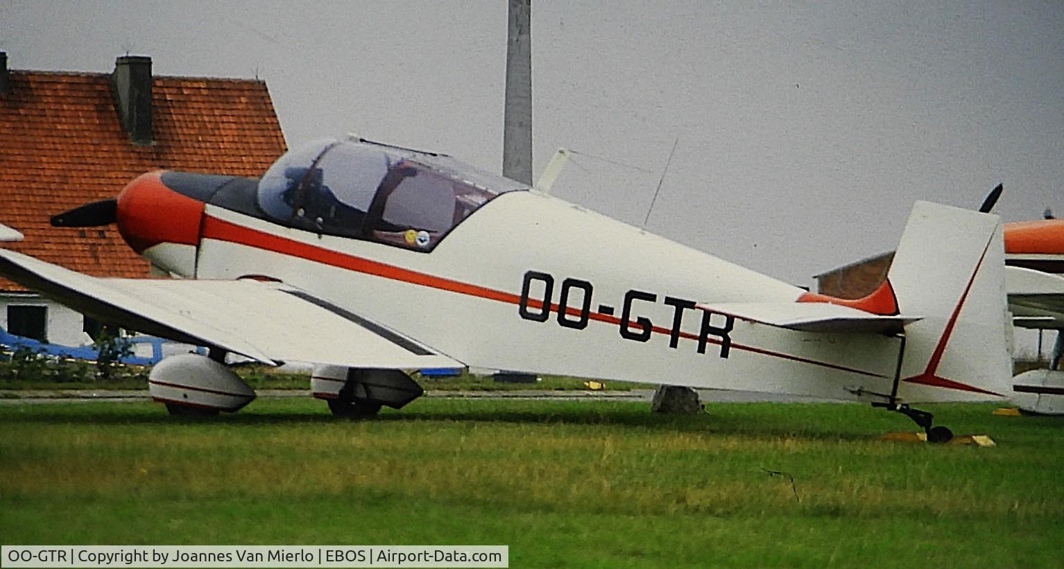 OO-GTR, 1957 SAN Jodel D-117 C/N 694, ex-slide