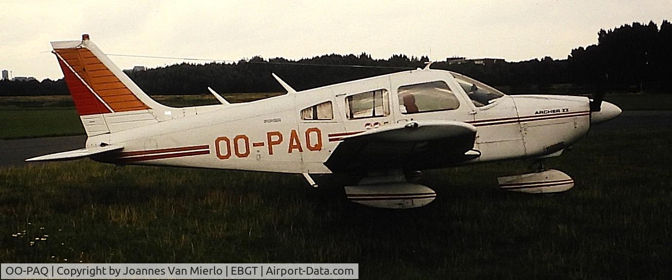 OO-PAQ, 1980 Piper PA-28-181 Cherokee Archer II C/N 28-8090096, ex-slide