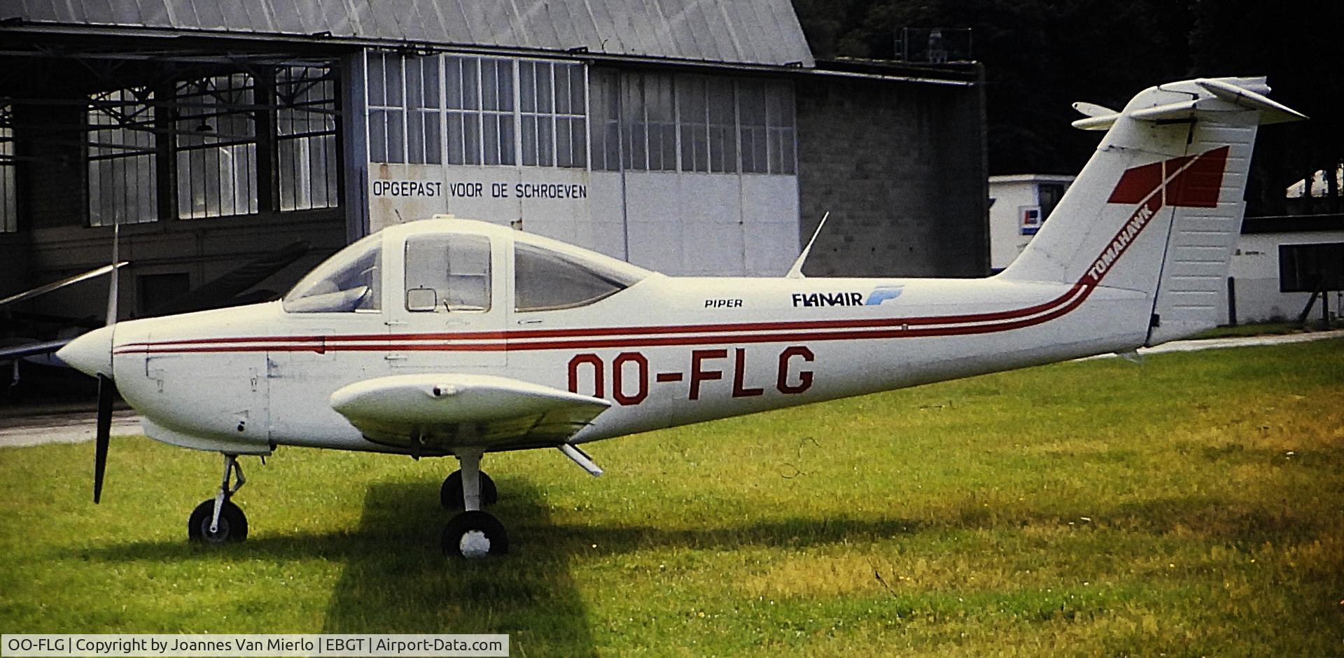 OO-FLG, 1979 Piper PA-38-112 Tomahawk Tomahawk C/N 38-79A0966, ex-slide