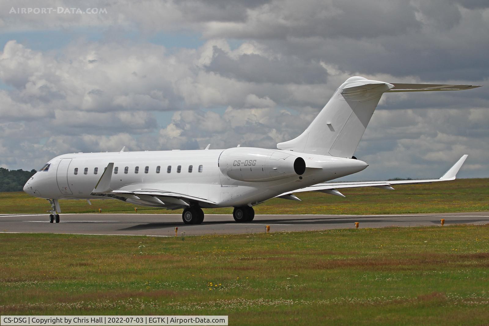 CS-DSG, 2018 Bombardier BD 700-1A10 Global 6000 C/N 9843, Oxford