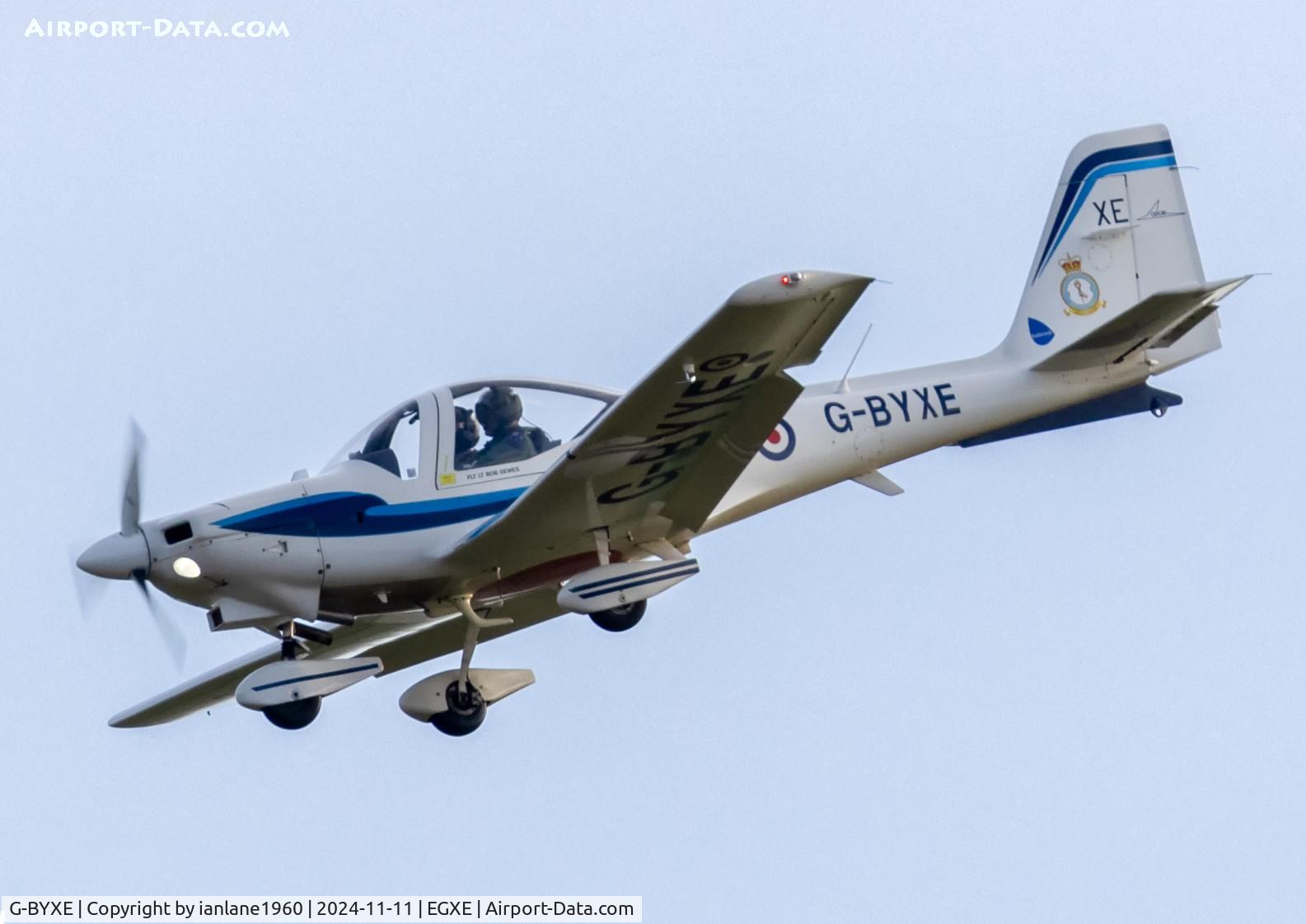 G-BYXE, 2001 Grob G-115E Tutor T1 C/N 82165/E, Leeming