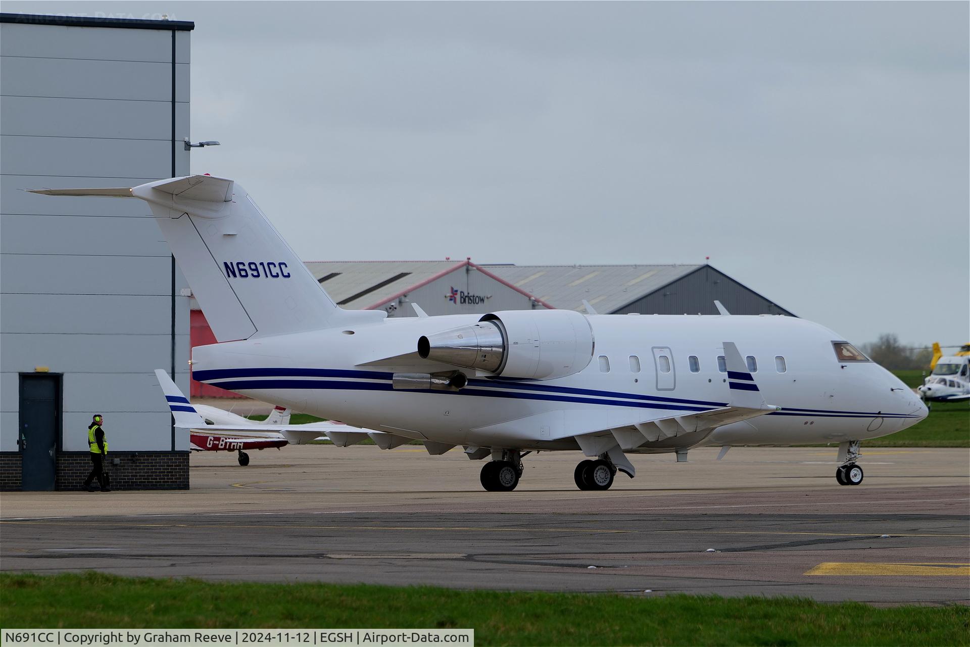 N691CC, 1992 Canadair Challenger 601-3A (CL-600-2B16) C/N 5126, Just landed at Norwich.