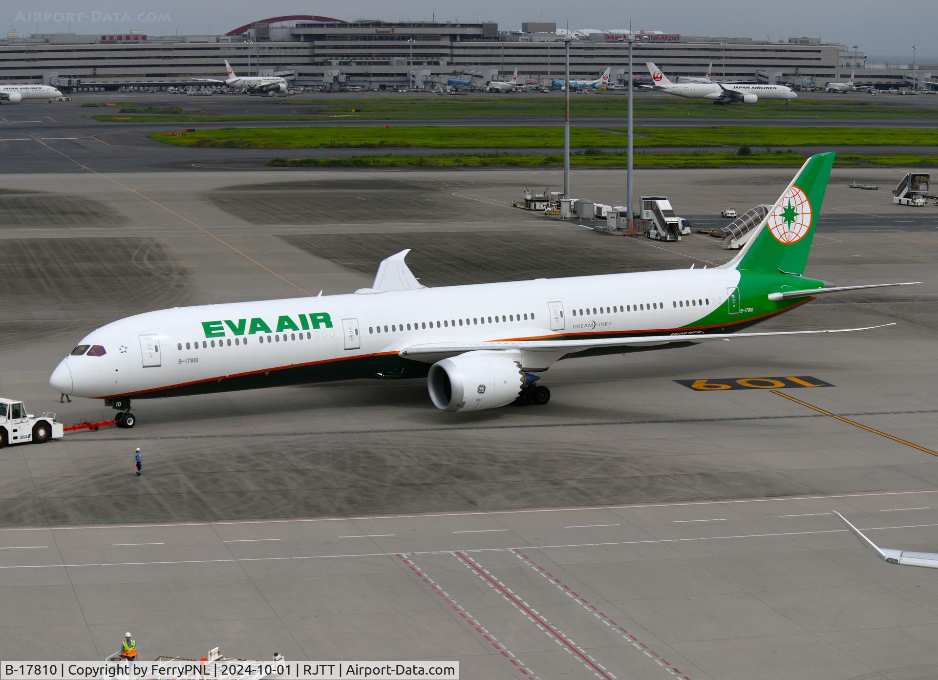 B-17810, 2021 Boeing 787-10 Dreamliner Dreamliner C/N 63517, EVA Air B787-10. Built in 2021 for EVA but stored several years and delivered 25 Sept 2024.