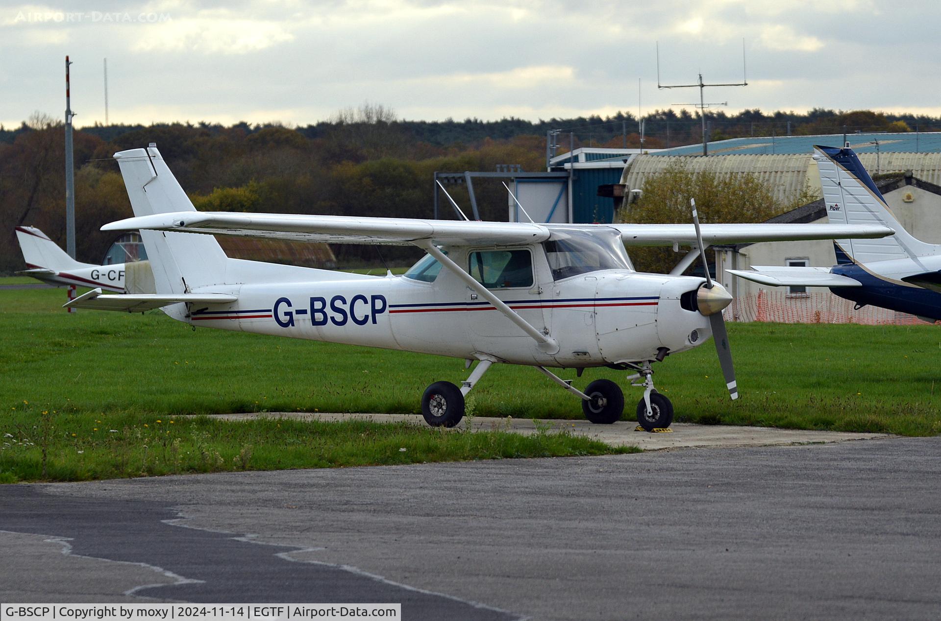 G-BSCP, 1979 Cessna 152 C/N 152-83289, Cessna 152 at Fairoaks. Ex N48135
