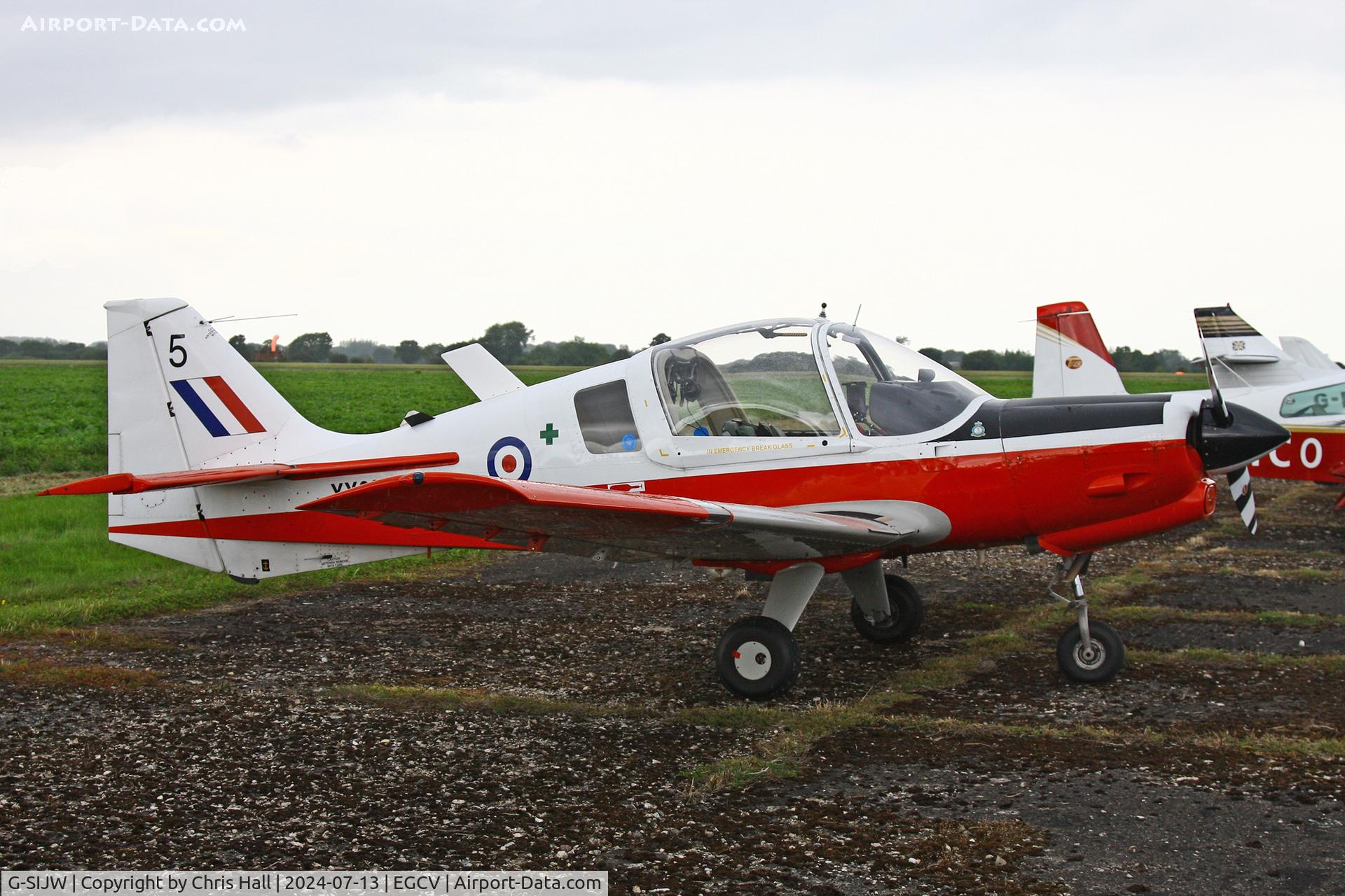 G-SIJW, 1974 Scottish Aviation Bulldog Series 120 Model 121 C/N BH120/295, Sleapkosh 2024