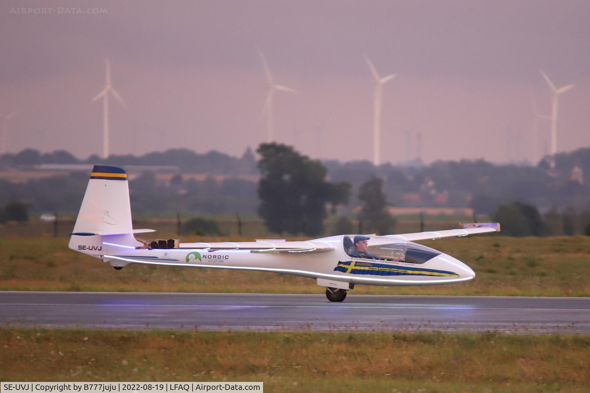 SE-UVJ, 2005 PZL-Bielsko SZD-59 Acro C/N 590.A.05.005, at Albert 2022