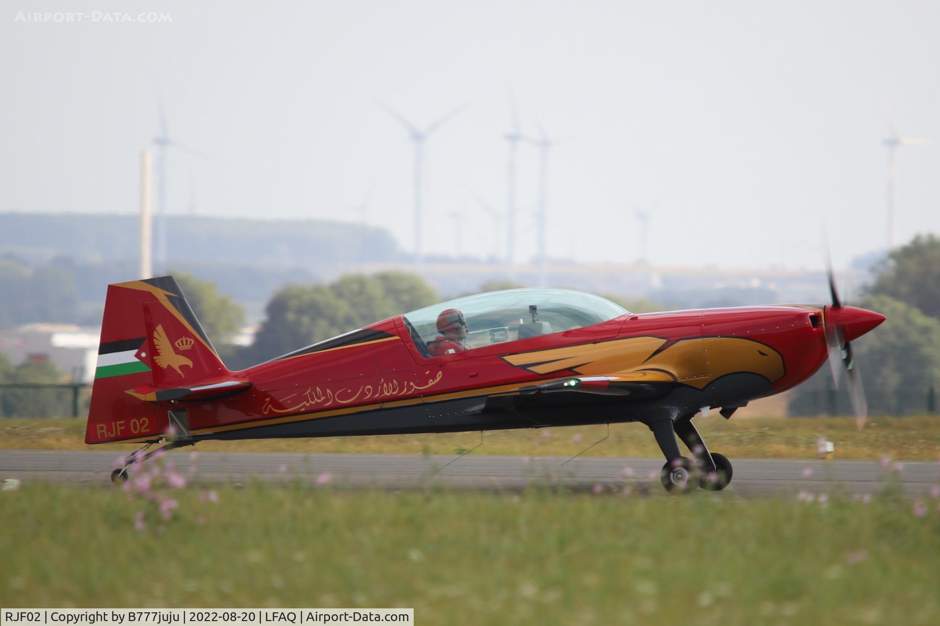RJF02, 2018 Extra EA-300LC C/N LC070, at Albert 20222