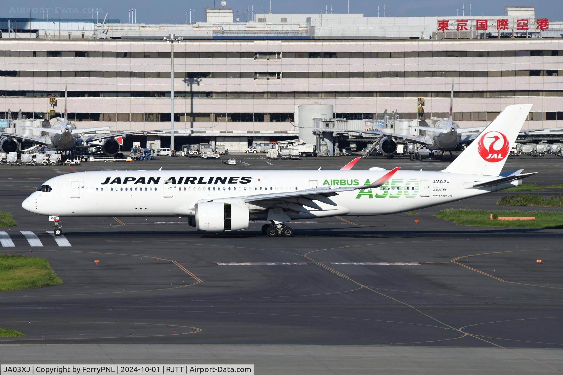 JA03XJ, 2019 Airbus A350-941 C/N 343, Clearly a A359 of JAL