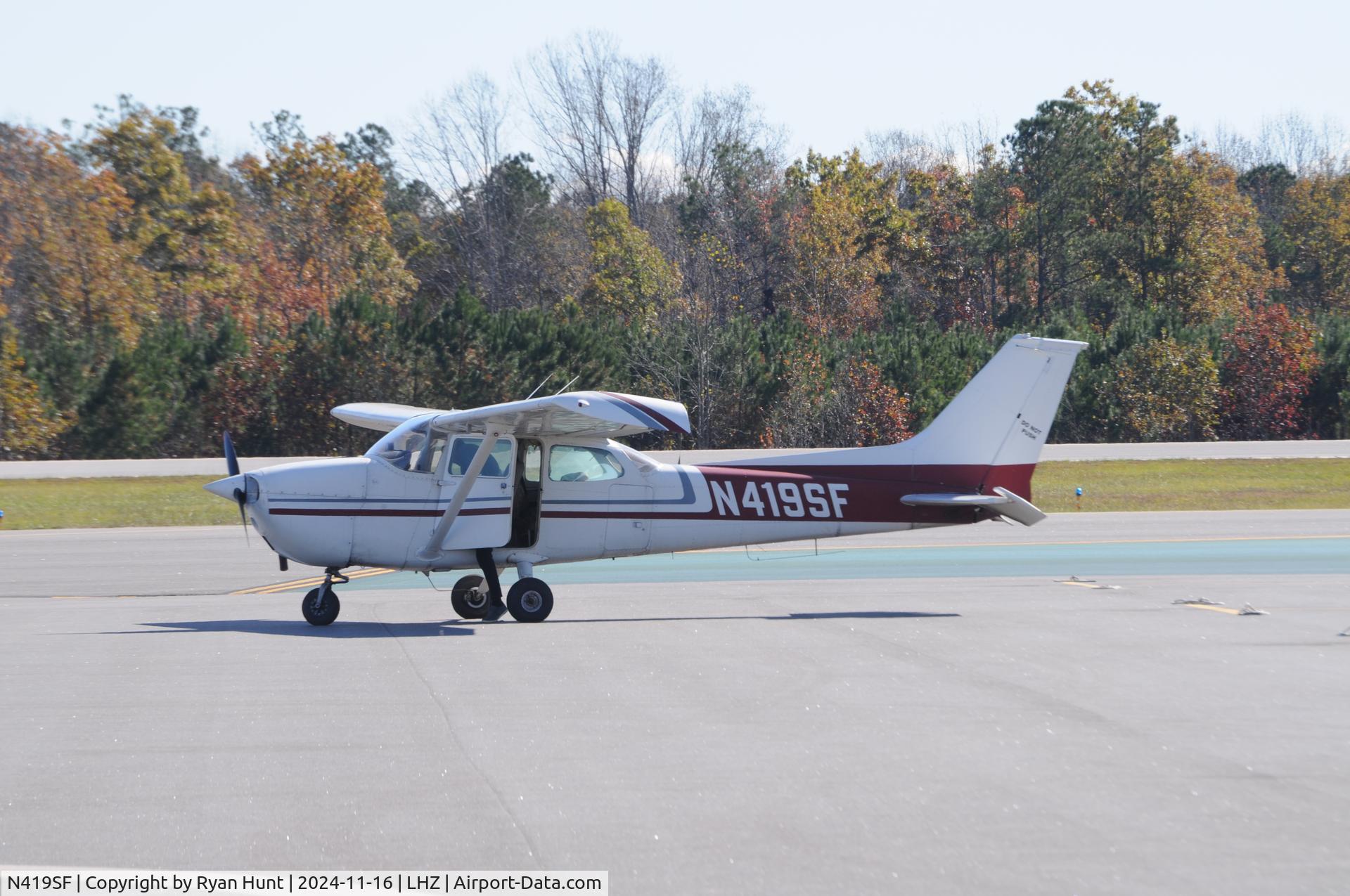 N419SF, 1974 Cessna 172M C/N 17262659, One of the Total Flight Cessna 172Ms.