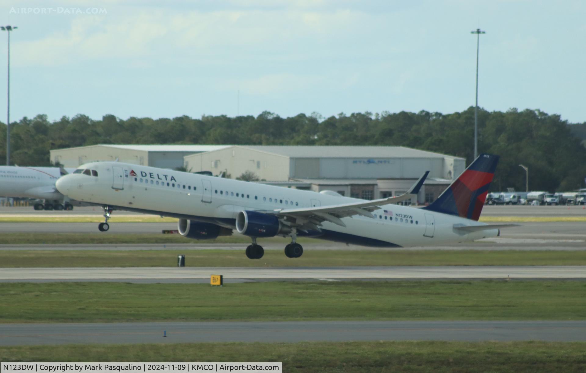 N123DW, 2021 Airbus A321-211 C/N 10234, Airbus A321-211
