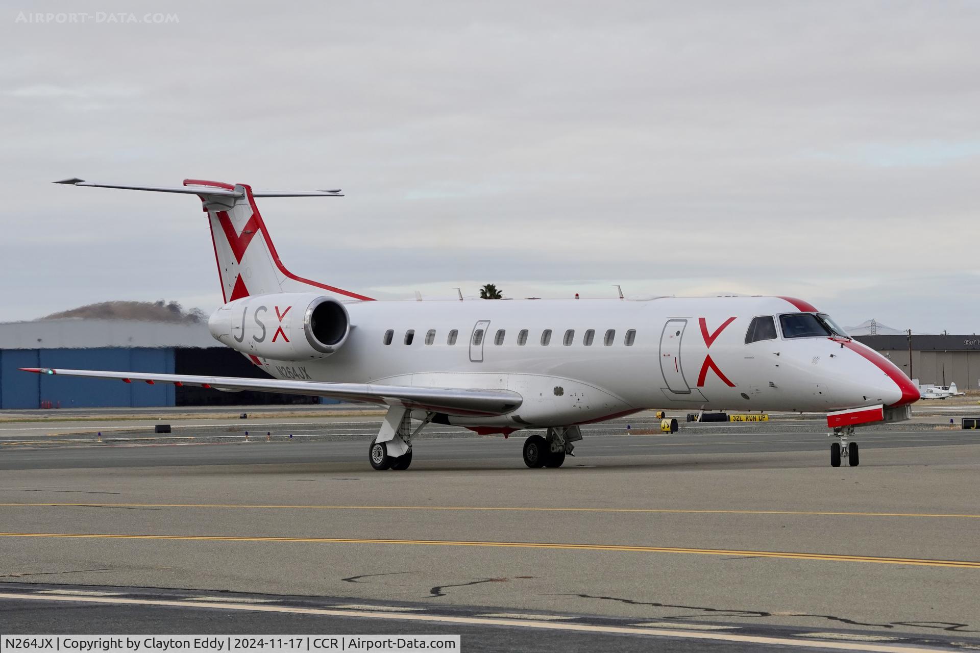 N264JX, 2000 Embraer ERJ-135LR (EMB-135LR) C/N 145264, JetSuite X Buchanan Field Concord Airport in California 2024.