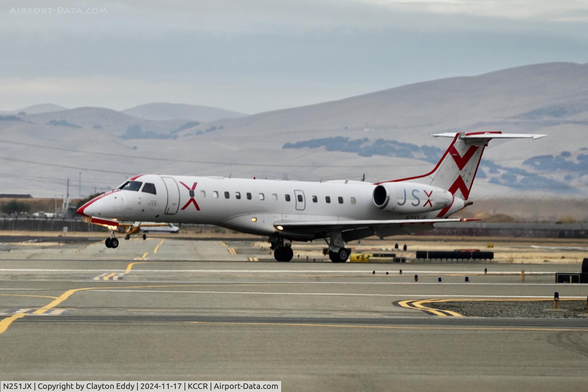 N251JX, 2000 Embraer ERJ-135LR (EMB-135LR) C/N 145235, JetSuite X Buchanan Field Concord Airport in California 2024.