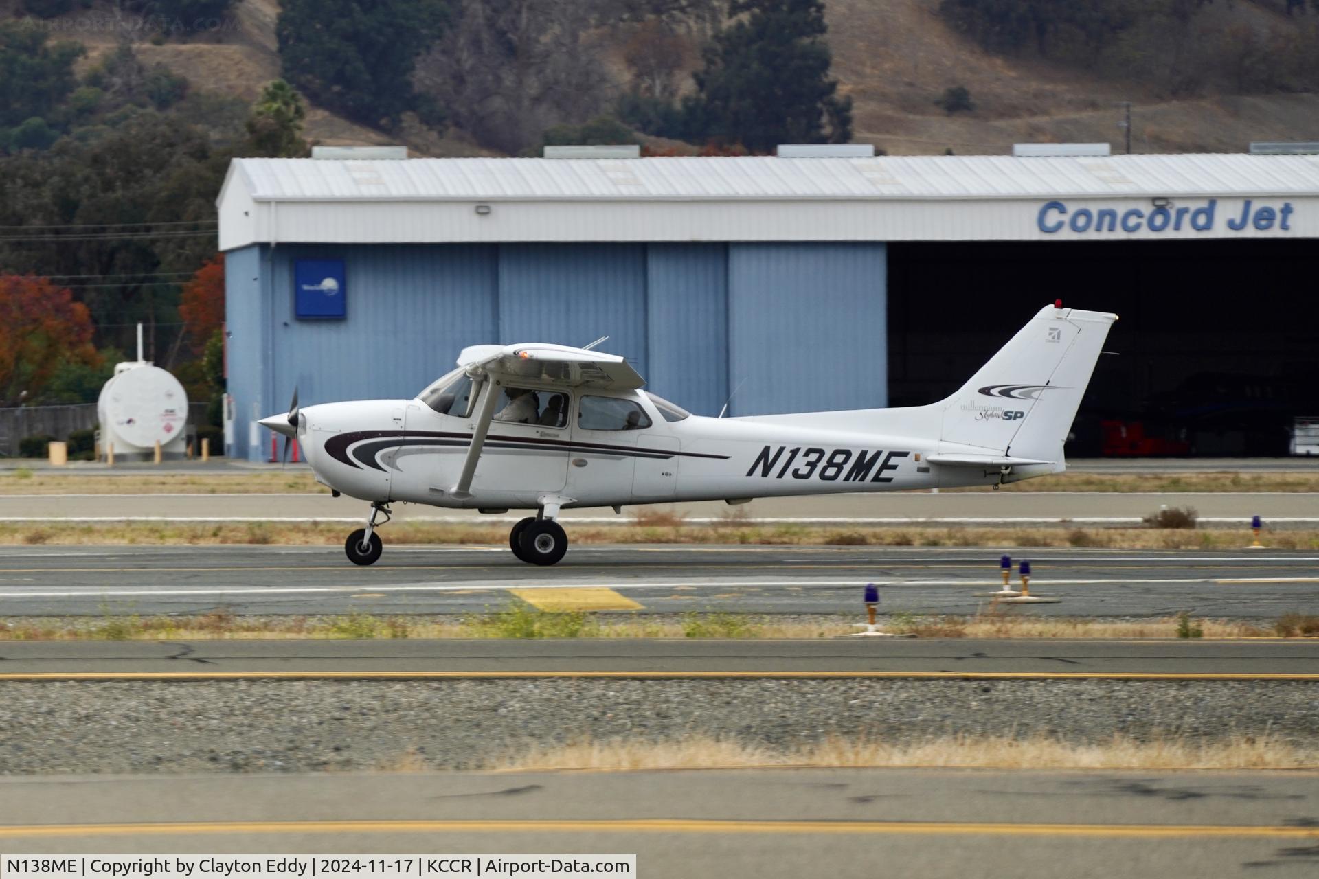 N138ME, 2000 Cessna 172S C/N 172S8422, Buchanan Field Concord Airport in California 2024.