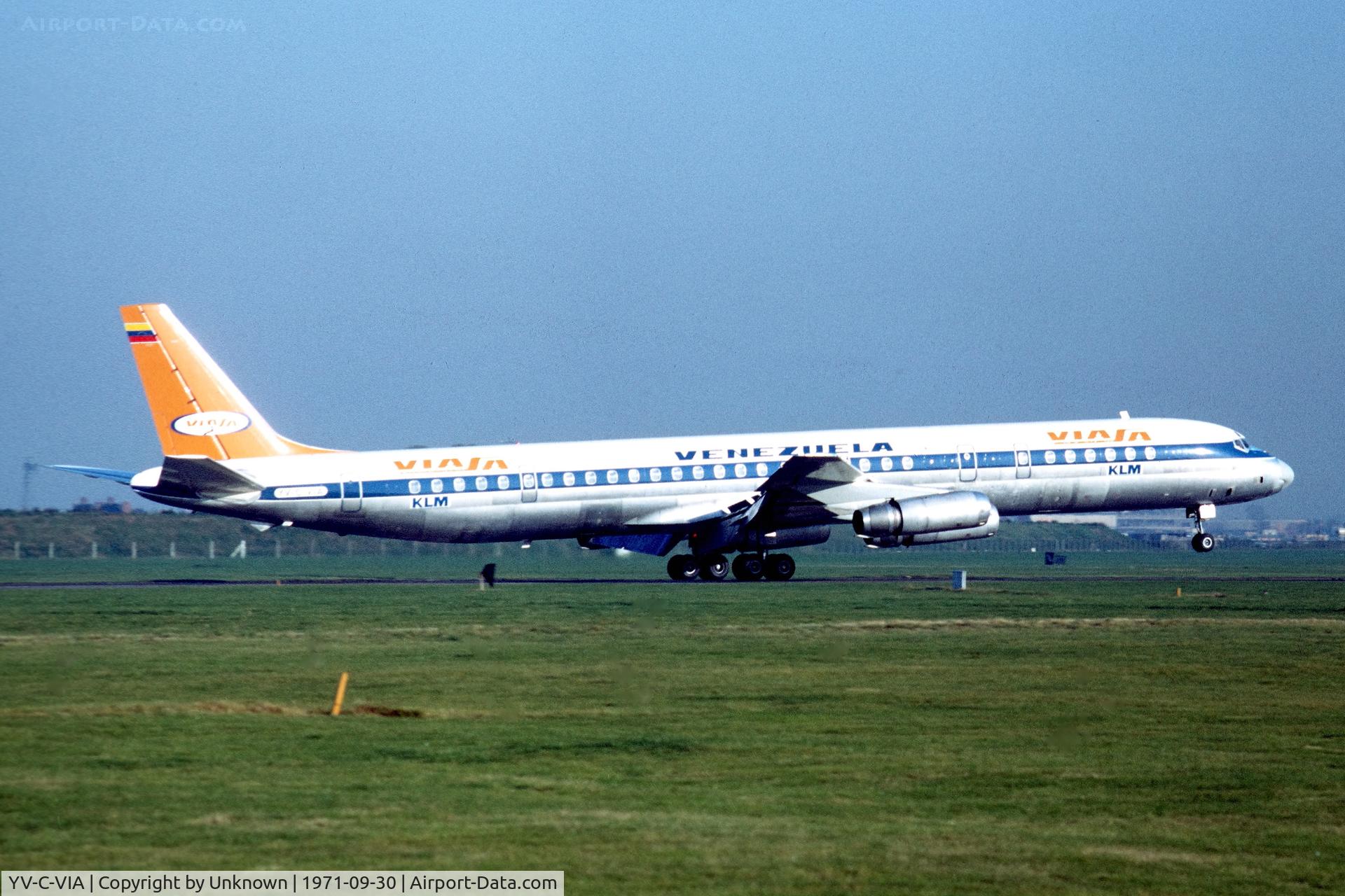 YV-C-VIA, 1968 Douglas DC-8-63 C/N 46042, London LHR 10.1971