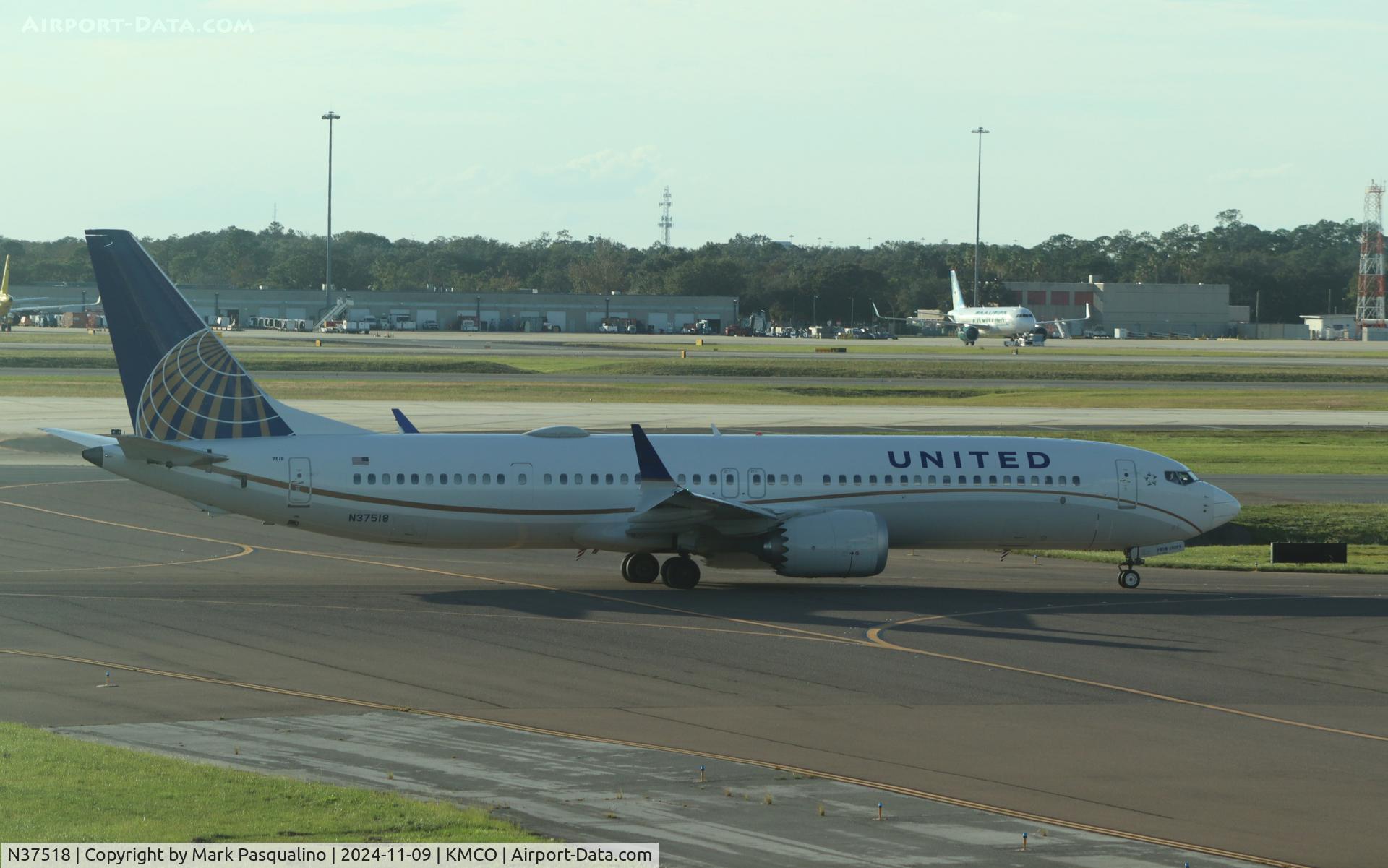 N37518, 2019 Boeing 737-9 MAX C/N 64495, Boeing 737-9 MAX