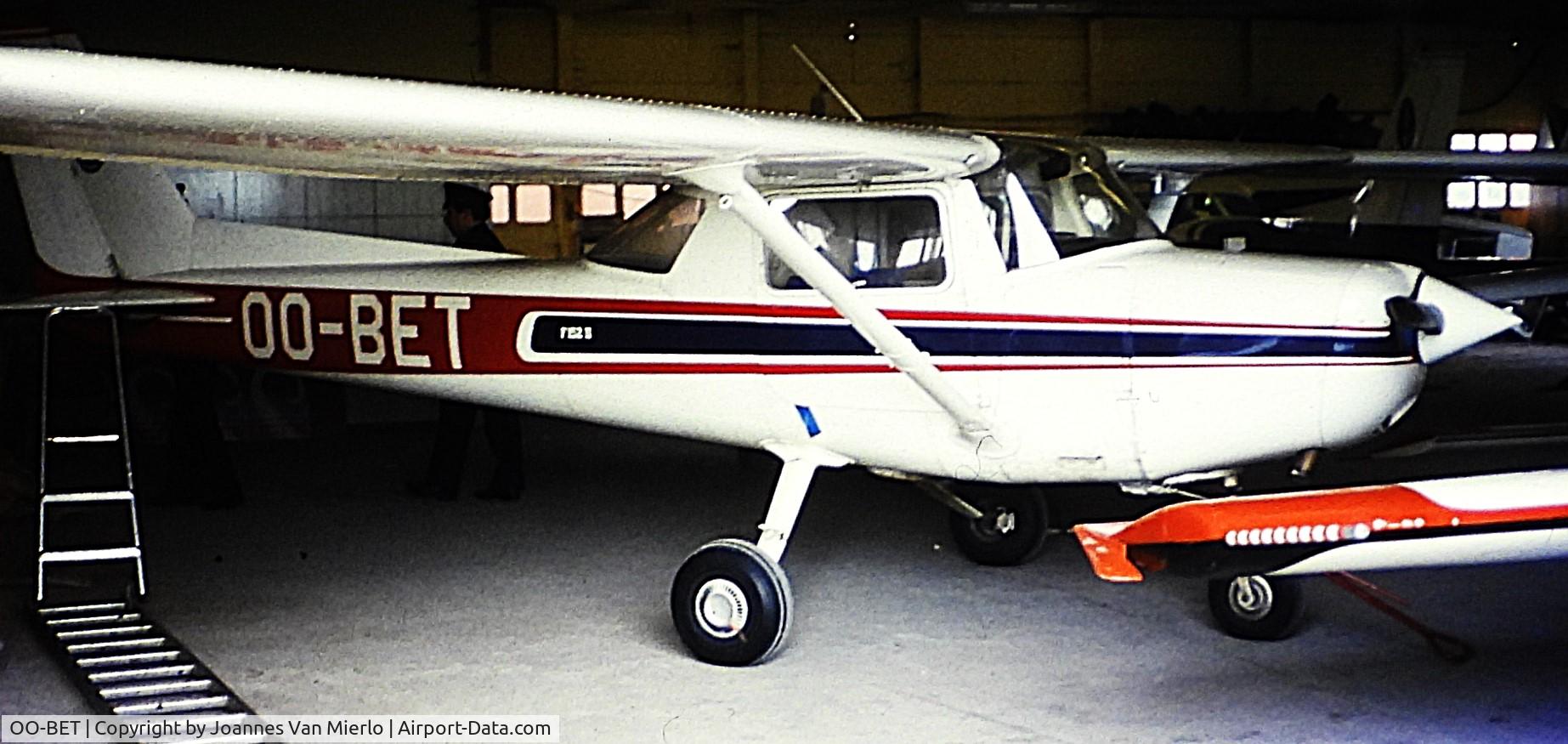 OO-BET, 1979 Reims F152 C/N 1716, ex-slide