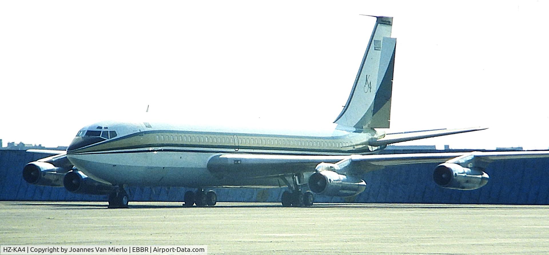 HZ-KA4, 1962 Boeing 720-047B C/N 18453, ex-slide