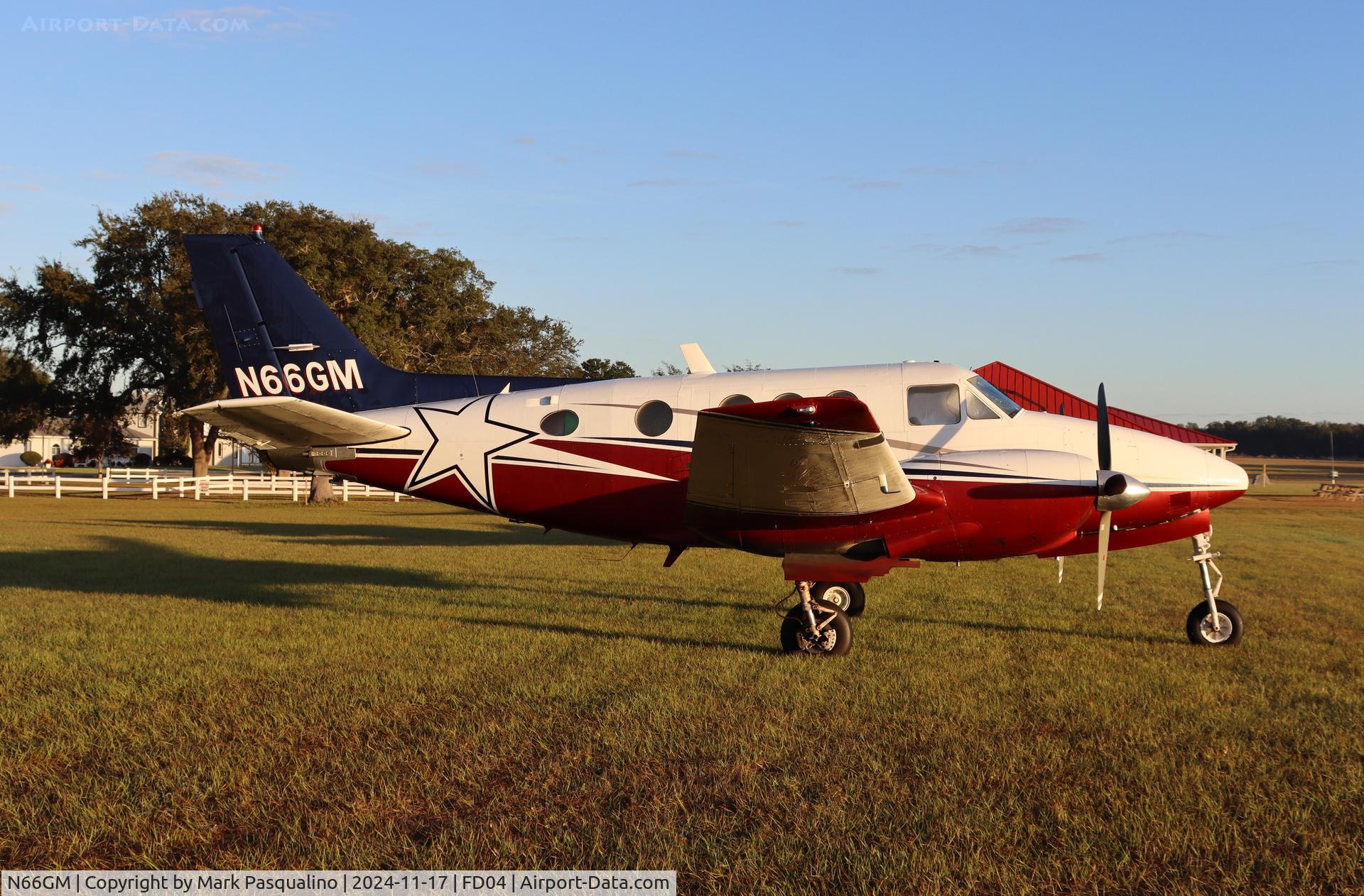 N66GM, 1969 Beech 70 C/N LB-1, Beech 70