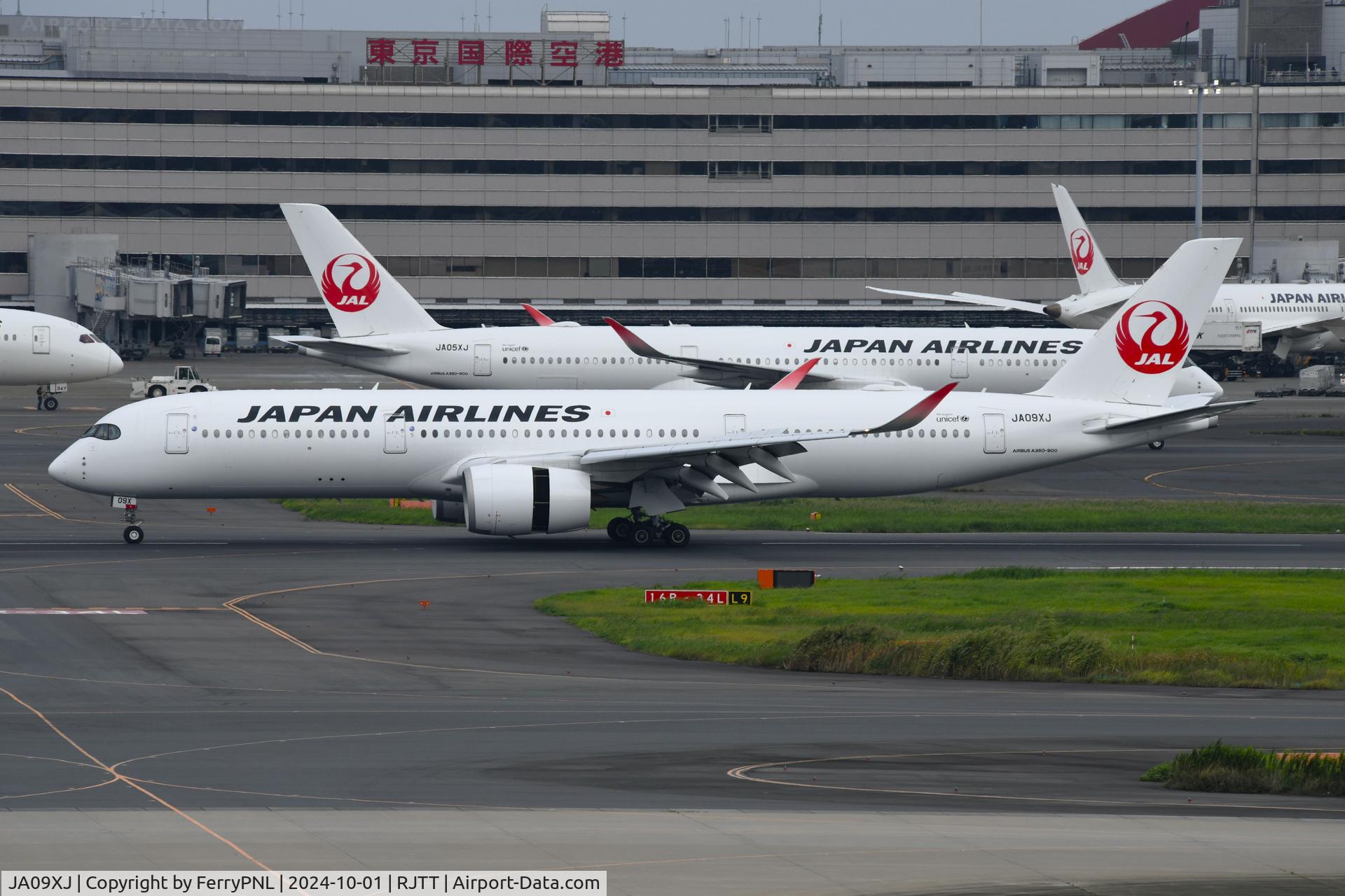 JA09XJ, 2021 Airbus A350-941 C/N 497, Arrival of JAL A359