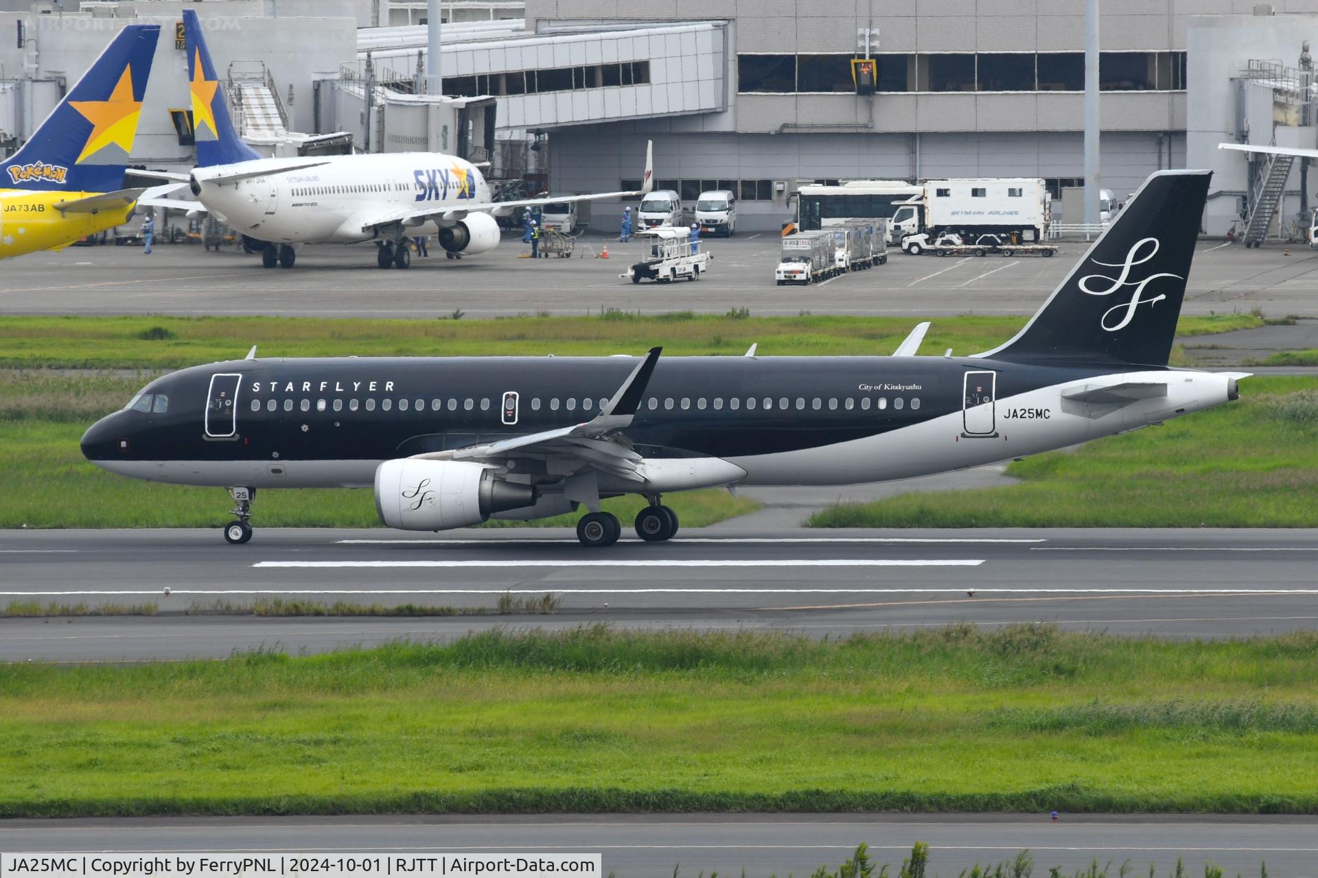 JA25MC, 2018 Airbus A320-214 C/N 8334, Morning arrival of Starflyer A320