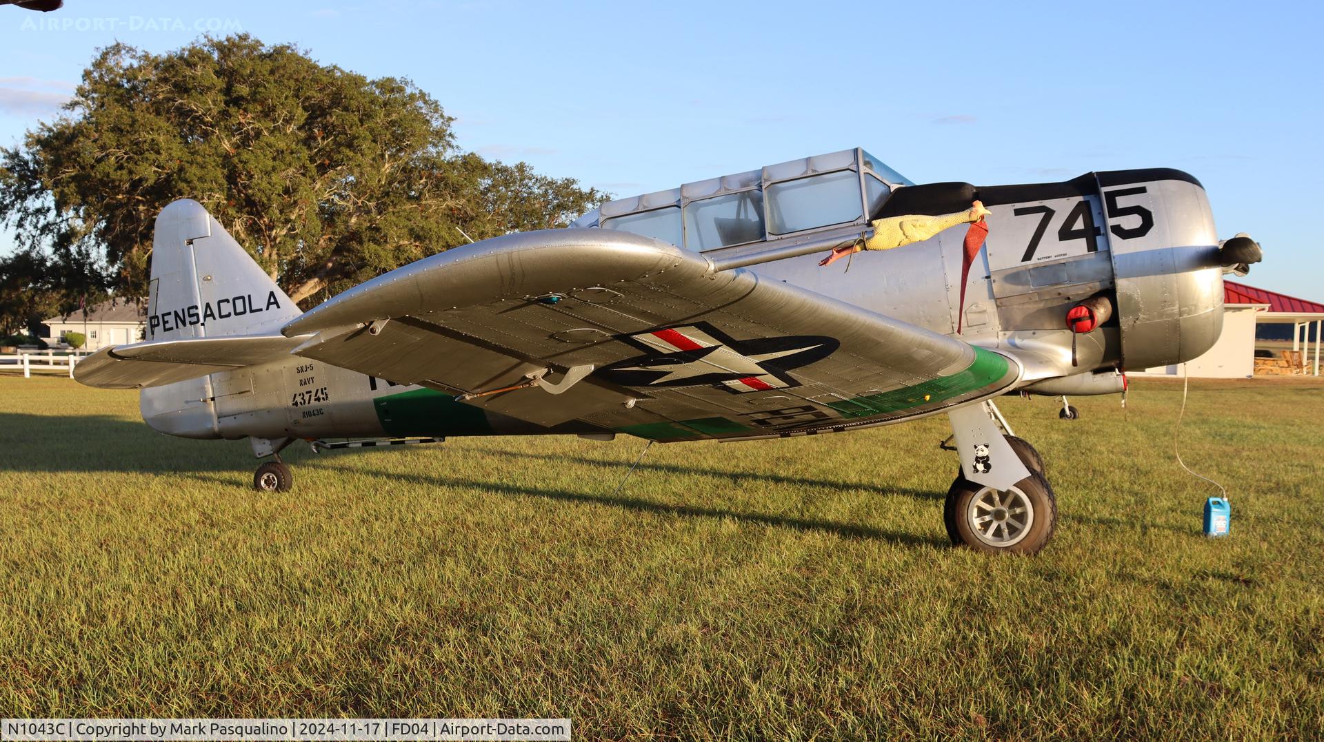 N1043C, 1938 North American SNJ-5 Texan C/N 8815726, North American SNJ-5