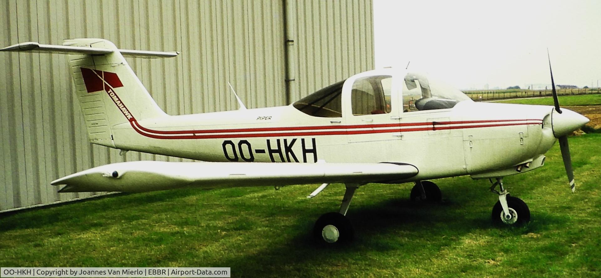 OO-HKH, 1980 Piper PA-38-112 Tomahawk Tomahawk C/N 38-80A0092, ex-slide