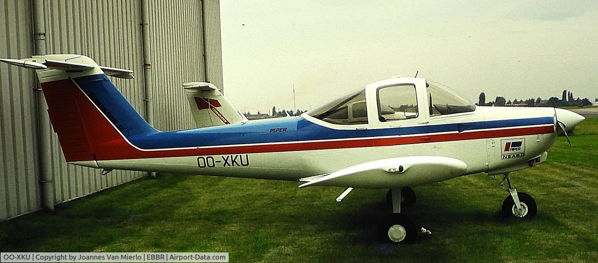 OO-XKU, 1981 Piper PA-38-112 Tomahawk Tomahawk C/N 38-81A0027, ex-slide