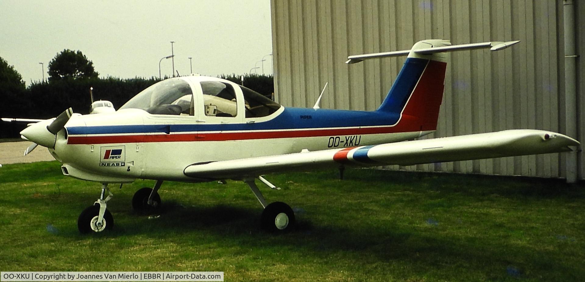 OO-XKU, 1981 Piper PA-38-112 Tomahawk Tomahawk C/N 38-81A0027, ex-slide