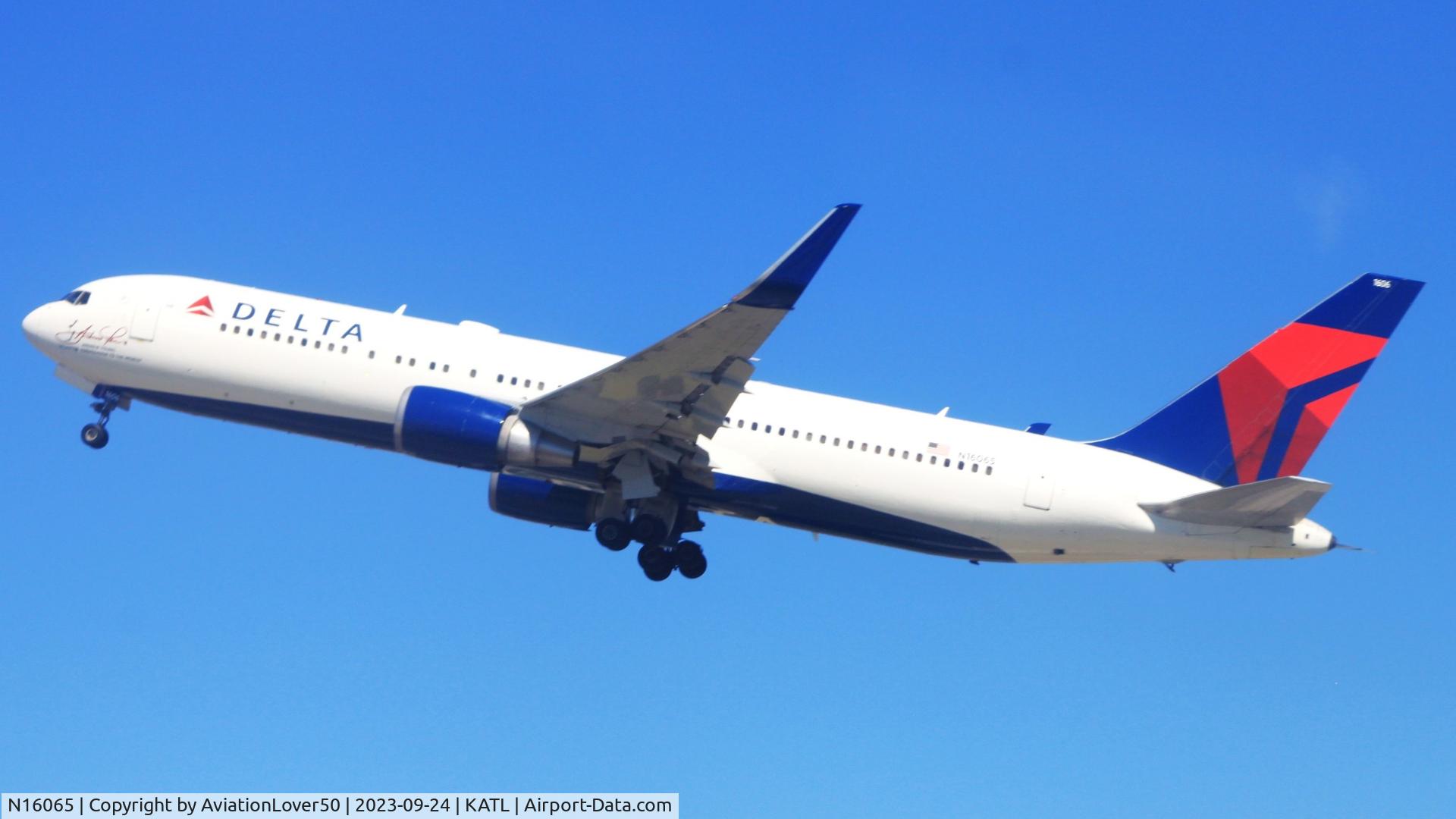 N16065, 1999 Boeing 767-332 C/N 30199, Delta Andrew Young Sticker 767