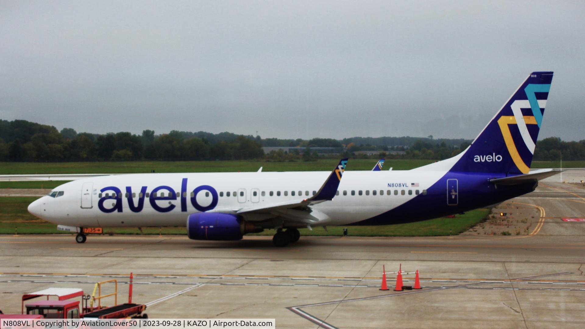 N808VL, 2010 Boeing 737-8EH C/N 37597, Avelo 738