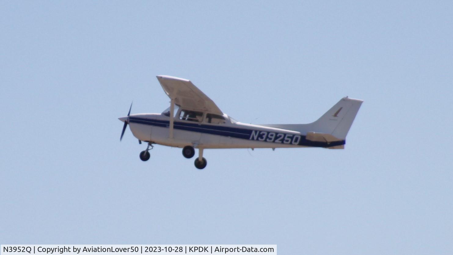 N3952Q, 1971 Cessna 172L C/N 17260052, Cessna 172L