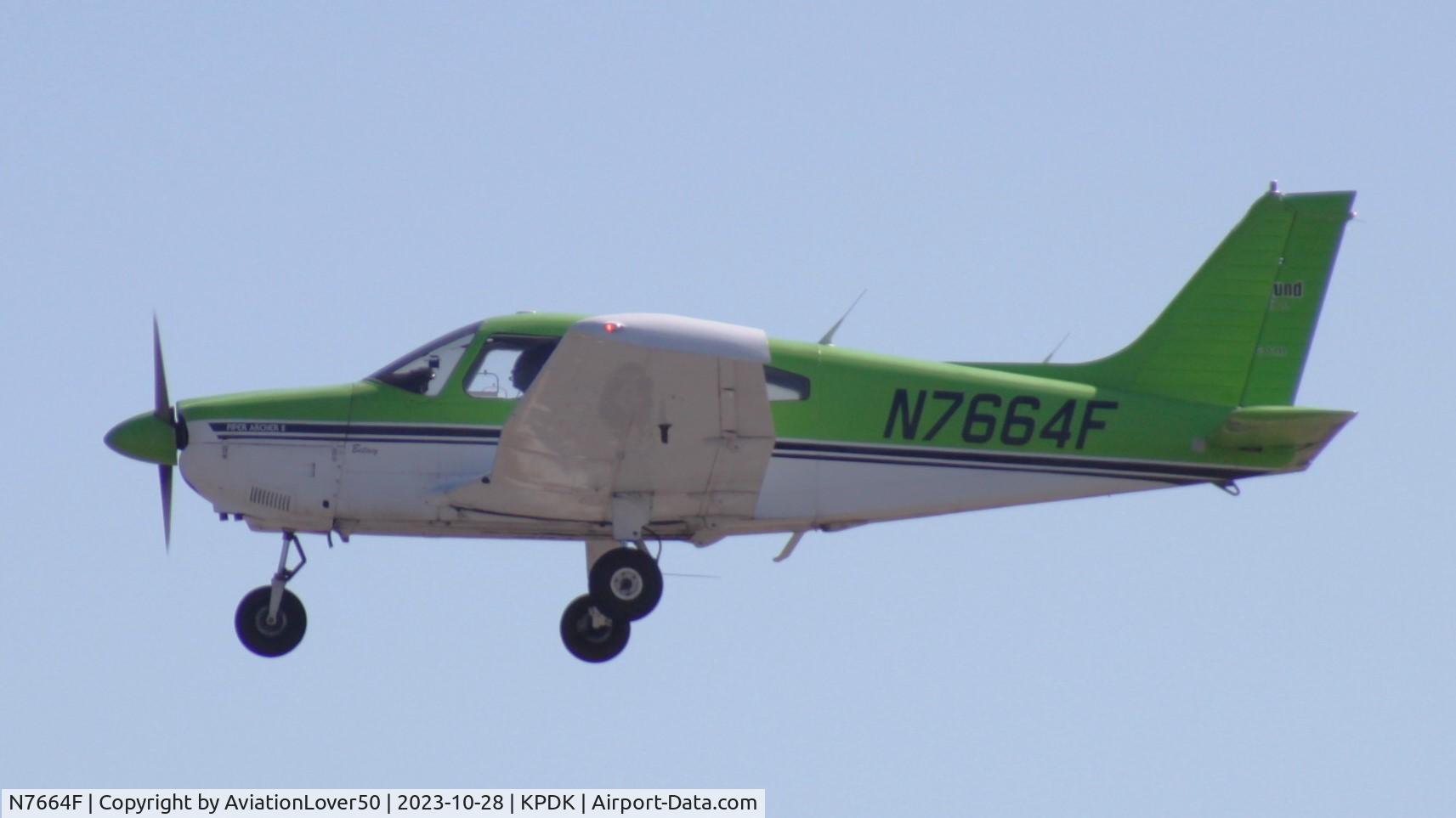 N7664F, 1976 Piper PA-28-181 C/N 28-7790210, Skybound PA-28-181
