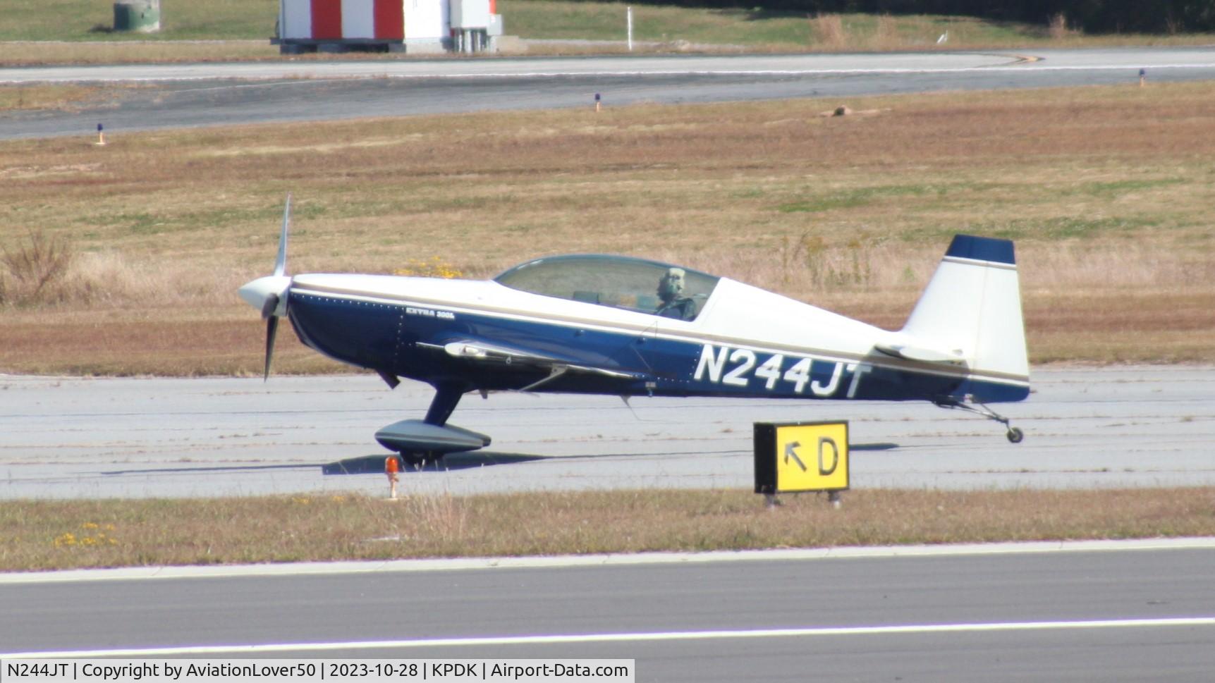 N244JT, Extra EA-300/L C/N 068, Extra EA-300