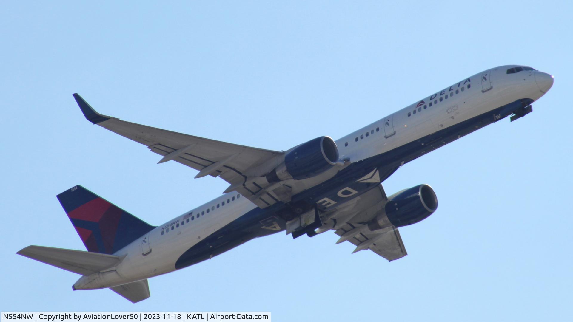 N554NW, 2001 Boeing 757-251 C/N 26501, Delta 752