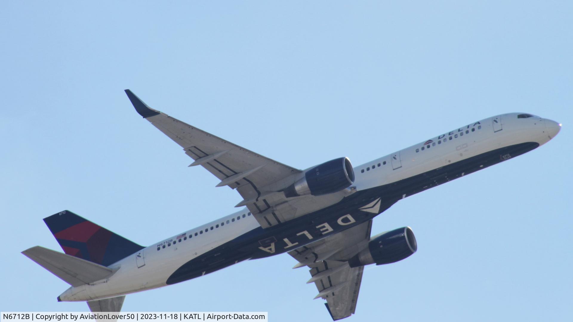 N6712B, 2000 Boeing 757-232 C/N 30484, Delta 752