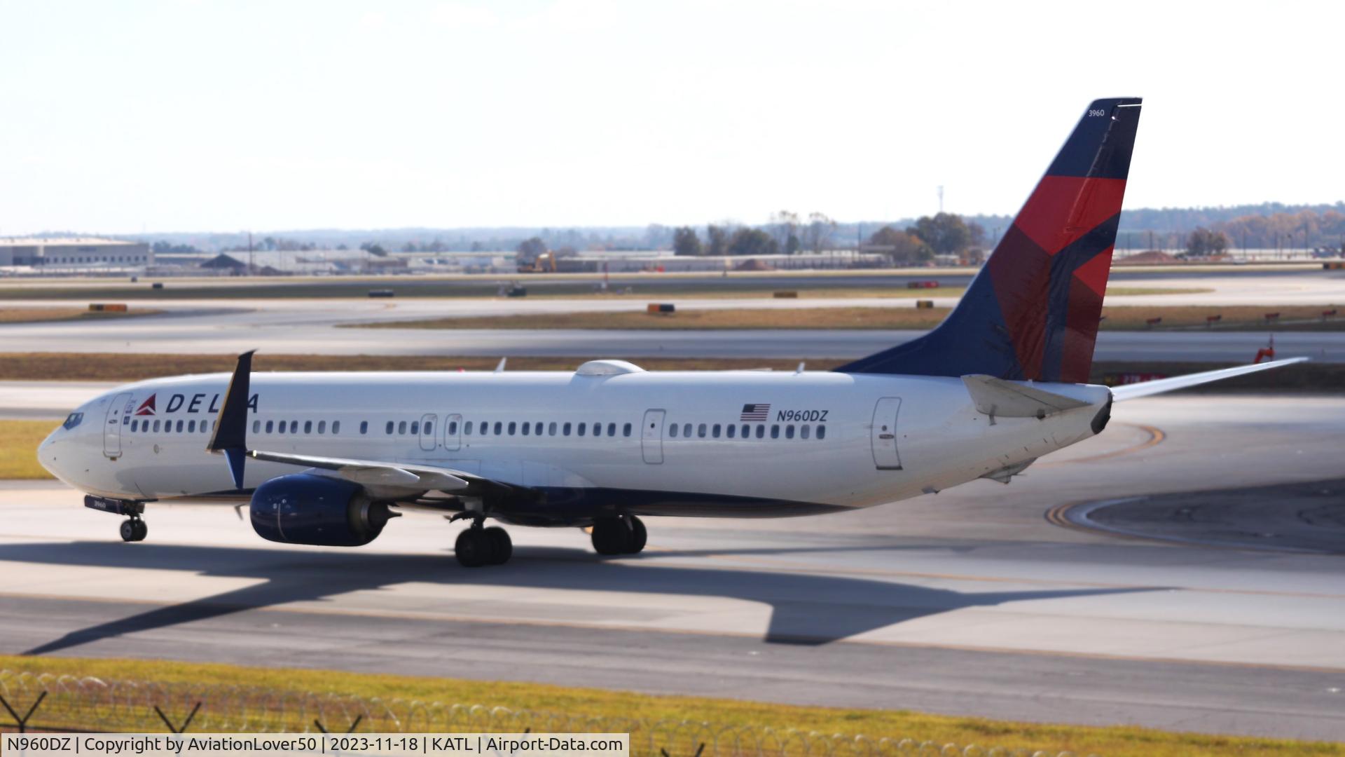 N960DZ, 2014 Boeing 737-9GPER C/N 39824, Delta 739