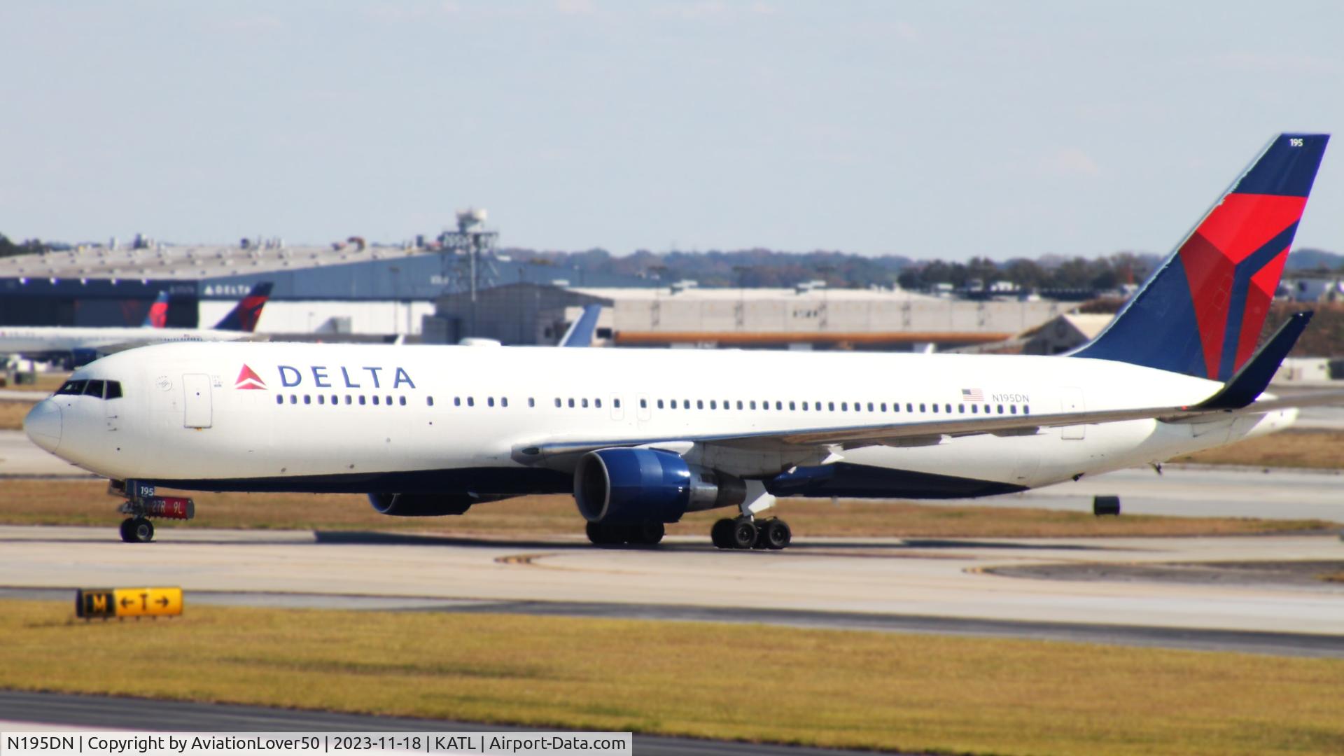 N195DN, 1997 Boeing 767-332 C/N 28452, Delta 763