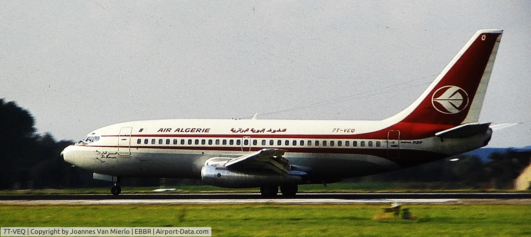 7T-VEQ, 1976 Boeing 737-2D6(A) C/N 21285, ex-slide