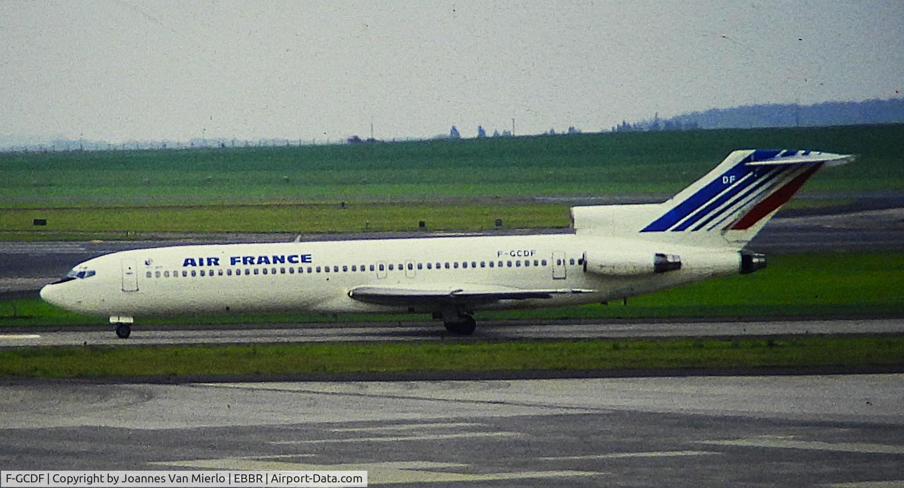 F-GCDF, 1980 Boeing 727-228 C/N 22287, ex-slide
