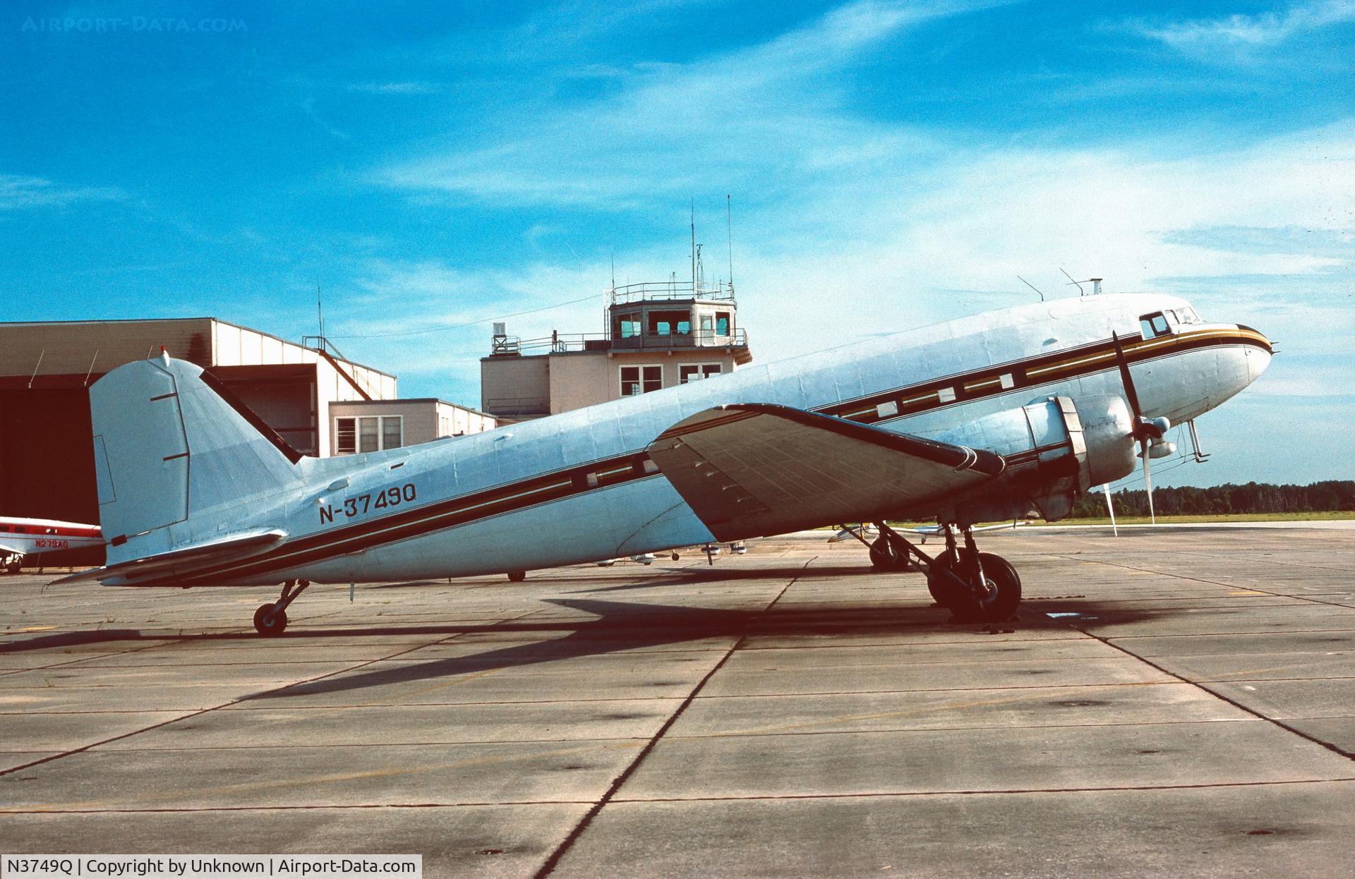 N3749Q, 1946 Douglas DC-3C C/N 43082, Unknown