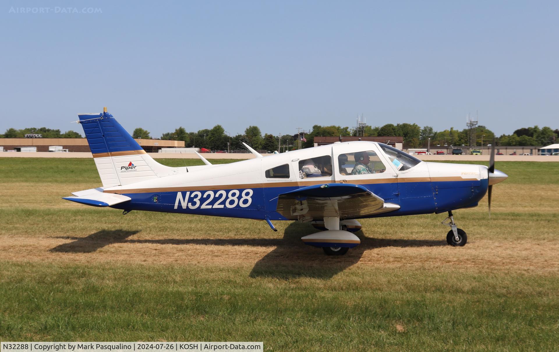 N32288, 1974 Piper PA-28-151 C/N 287515112, Piper PA-28-151