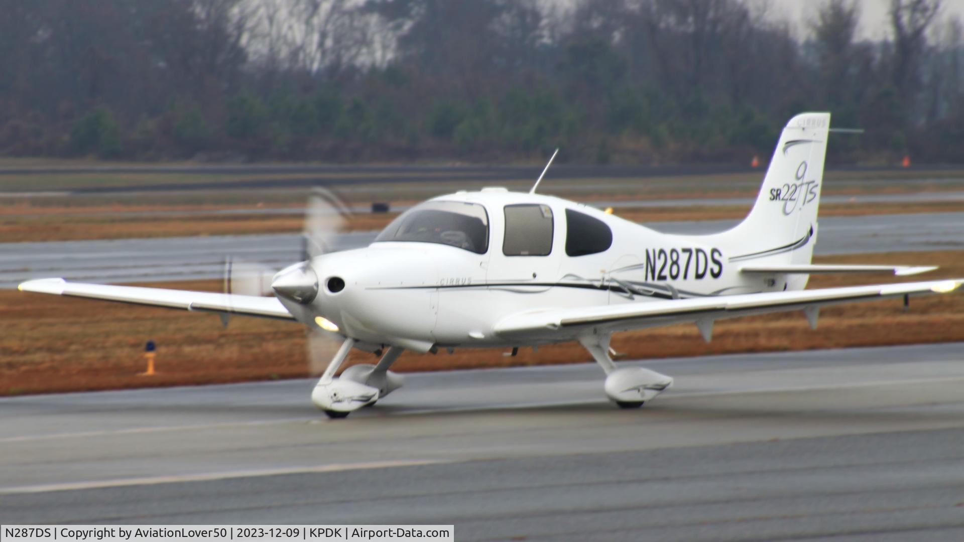 N287DS, 2006 Cirrus SR22 C/N 2156, SR22