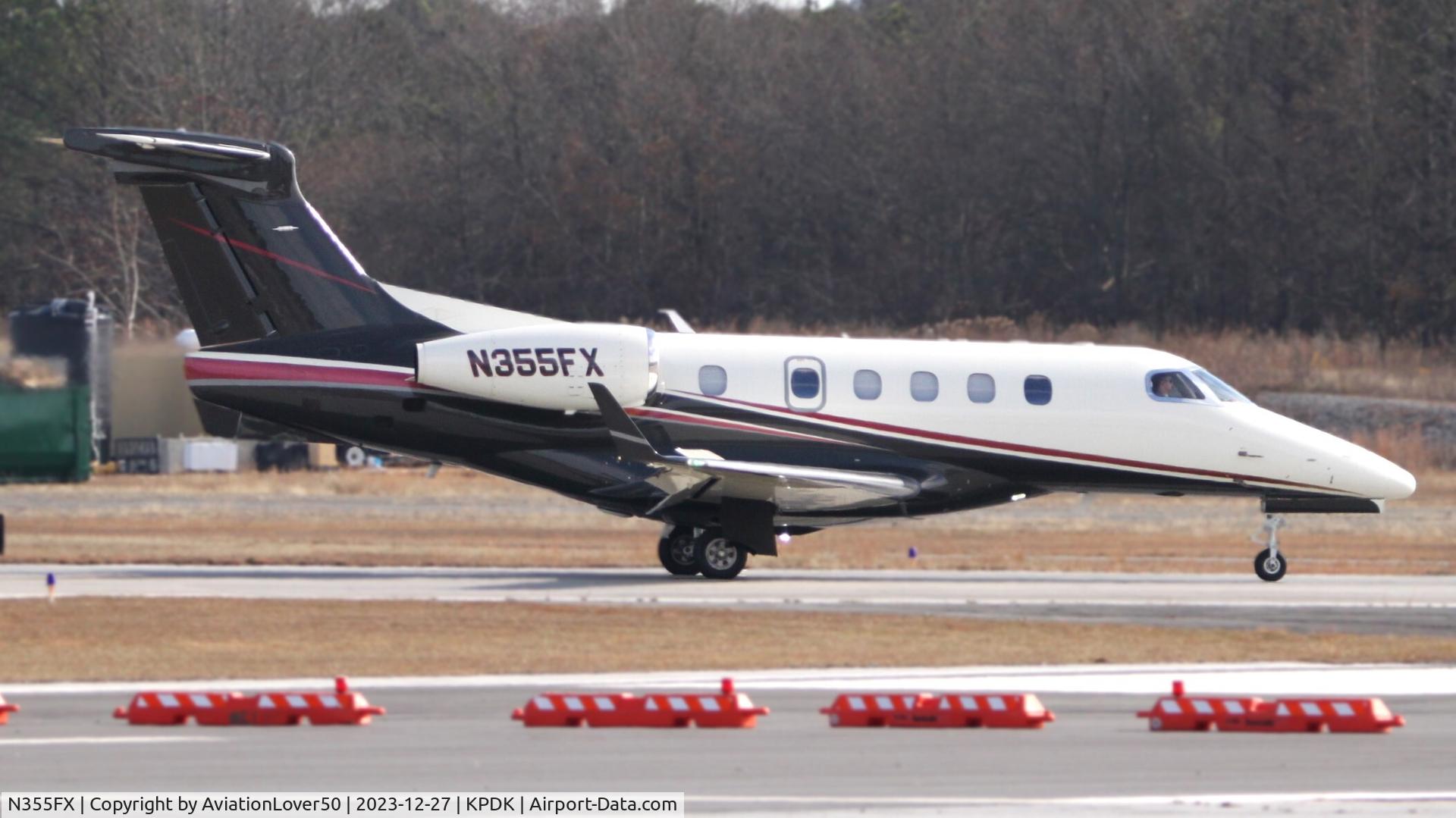 N355FX, 2013 Embraer EMB-505 C/N 50500139, FlexJet Phenom 300