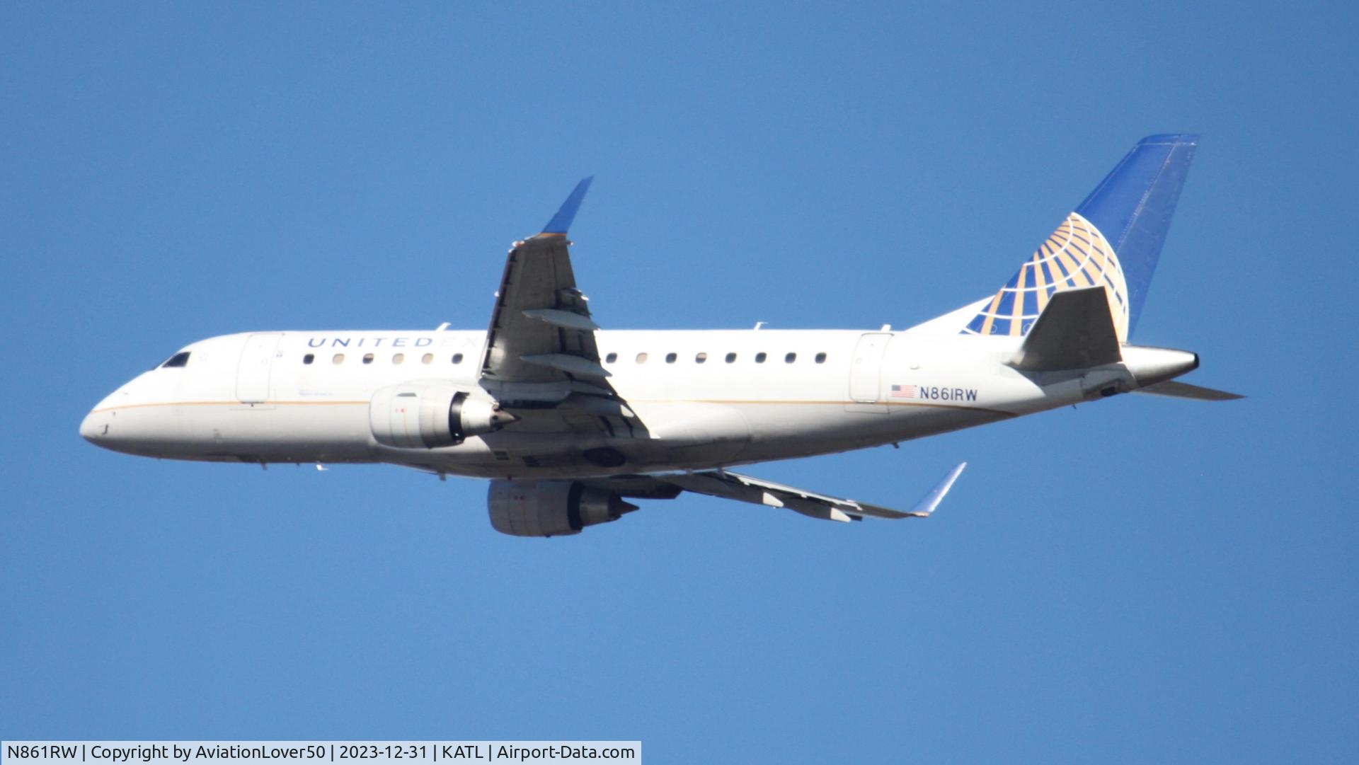 N861RW, 2005 Embraer 170SE (ERJ-170-100SE) C/N 17000094, United Express E170