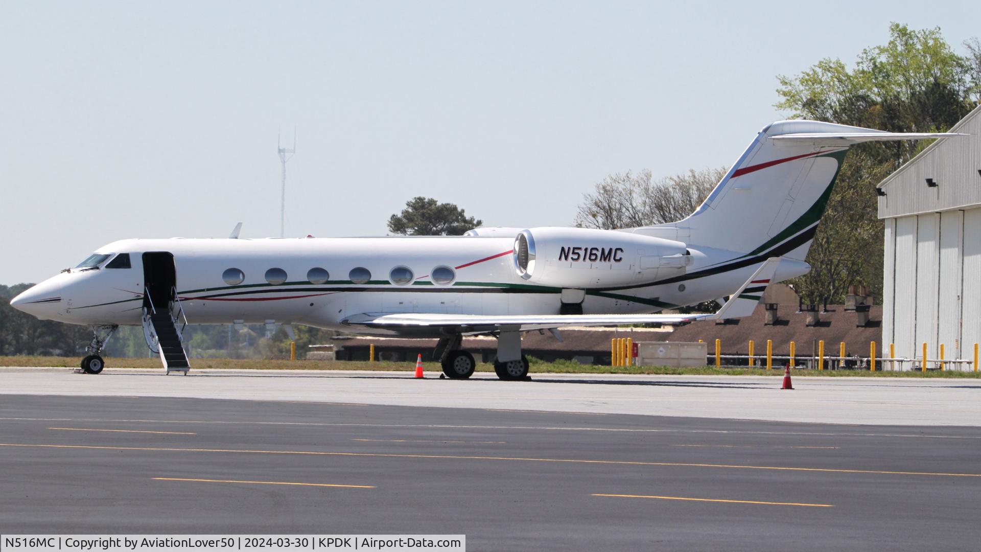 N516MC, 2004 Gulfstream Aerospace G-IV (G400) C/N 1531, Talon Air G400