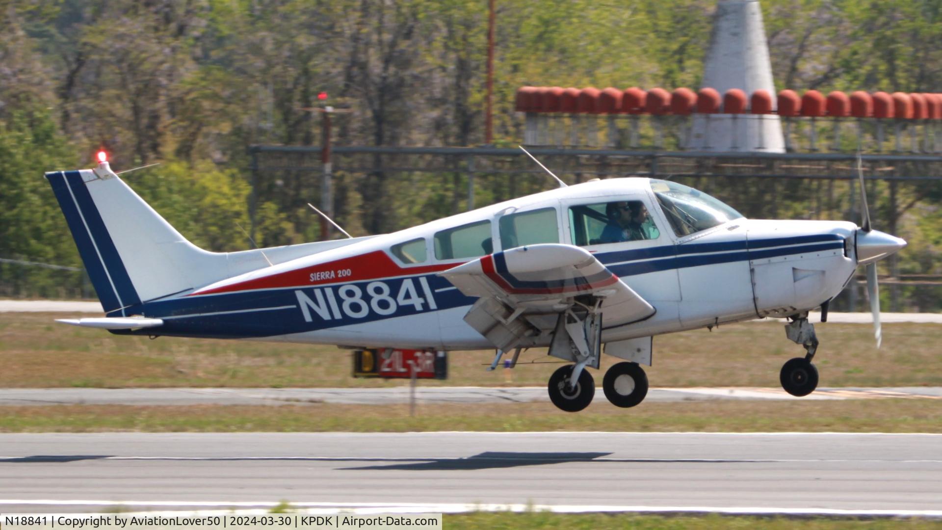 N18841, 1977 Beech C24R C/N MC-509, C24R Sierra